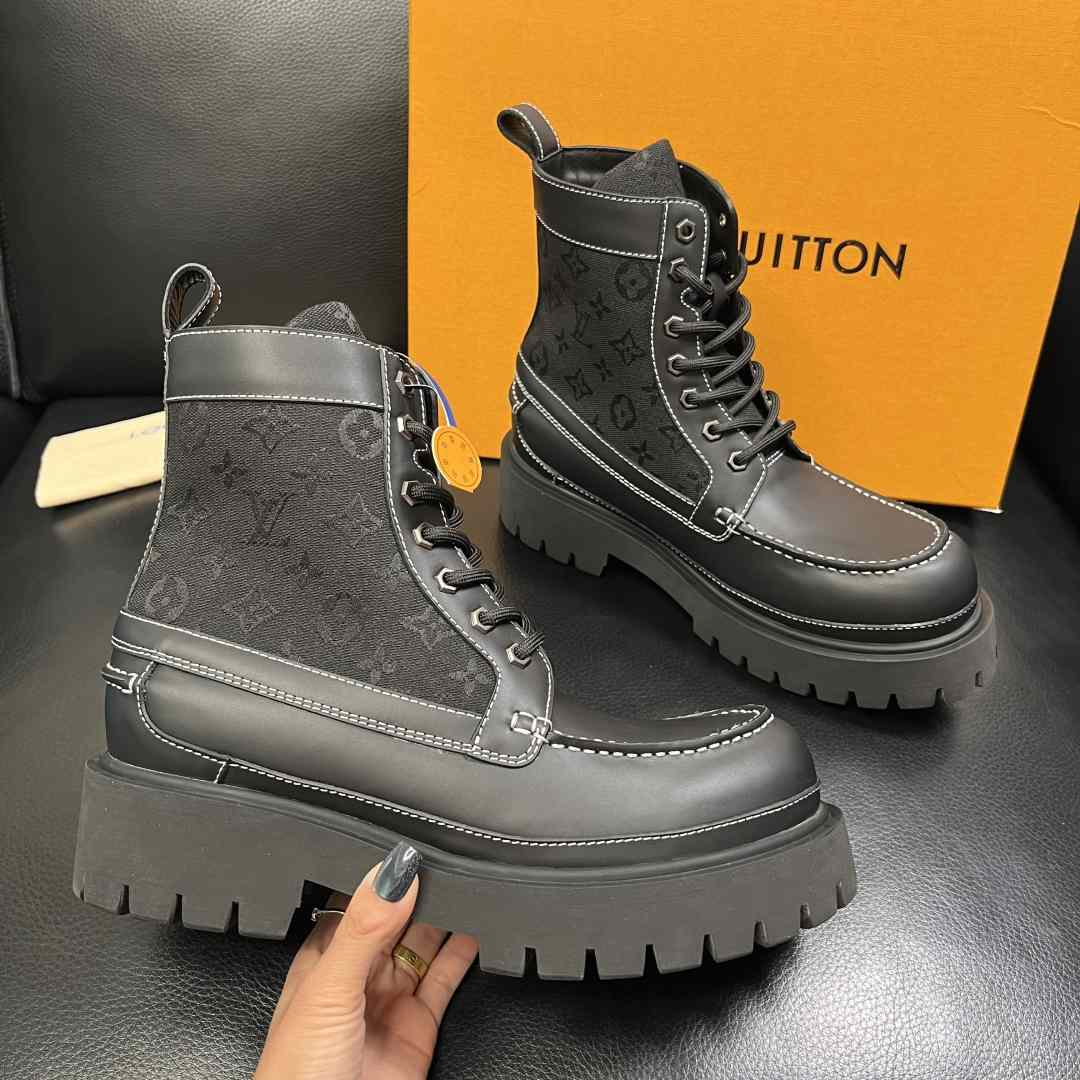 Louis Vuitton LV Remix Ankle Boot   1AIIQM - FashionPlug