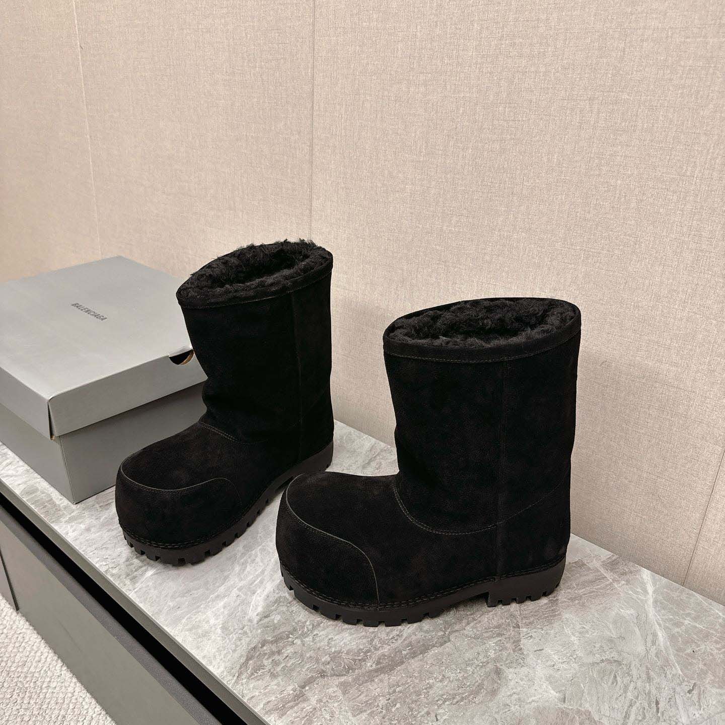 Balenciaga Alaska Fur High Boots - FashionPlug