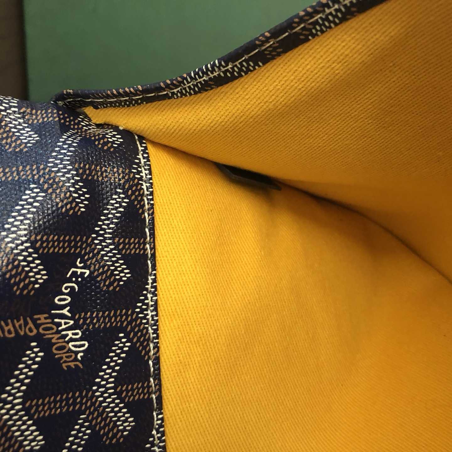 Goyard Sainte-Marie MM Clutch - FashionPlug