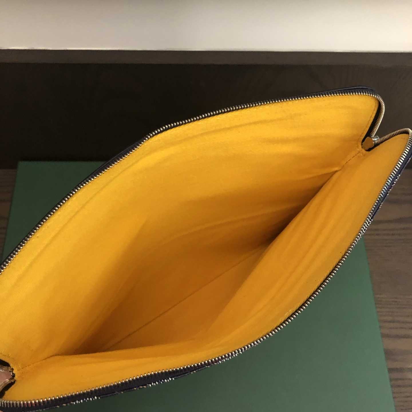 Goyard Sainte-Marie MM Clutch - FashionPlug