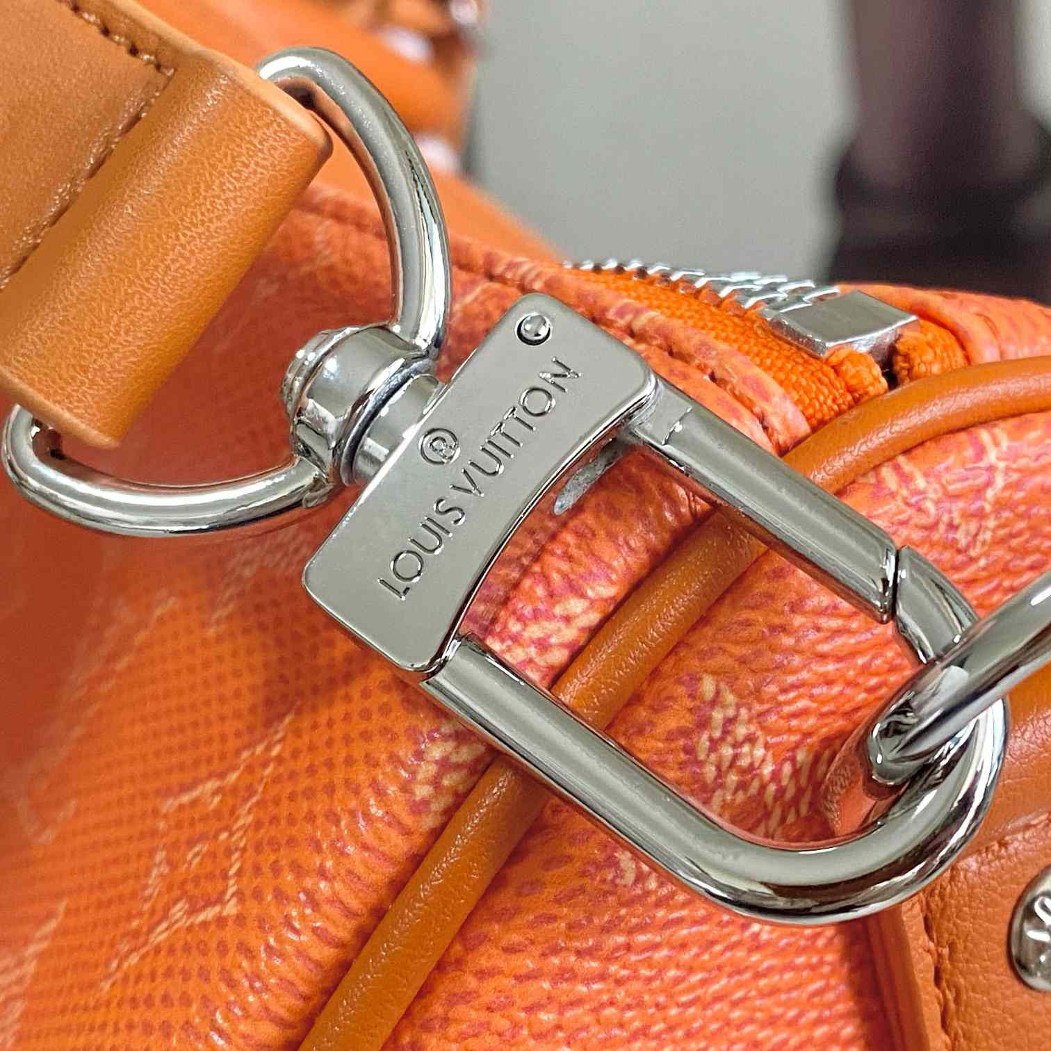 Louis Vuitton Keepall Bandoulière 50   M26865 - FashionPlug