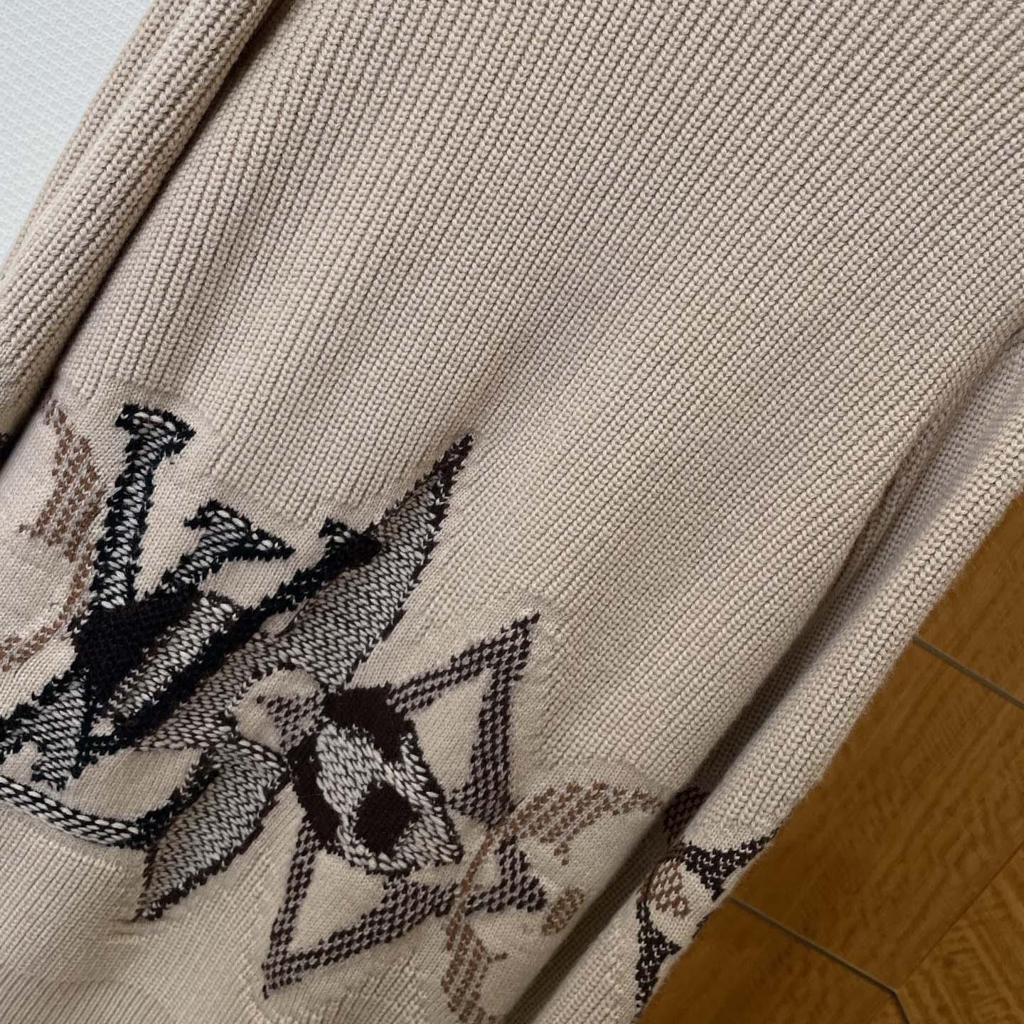 Louis Vuitton Graphic Knitted Crewneck   1AJBVT - FashionPlug