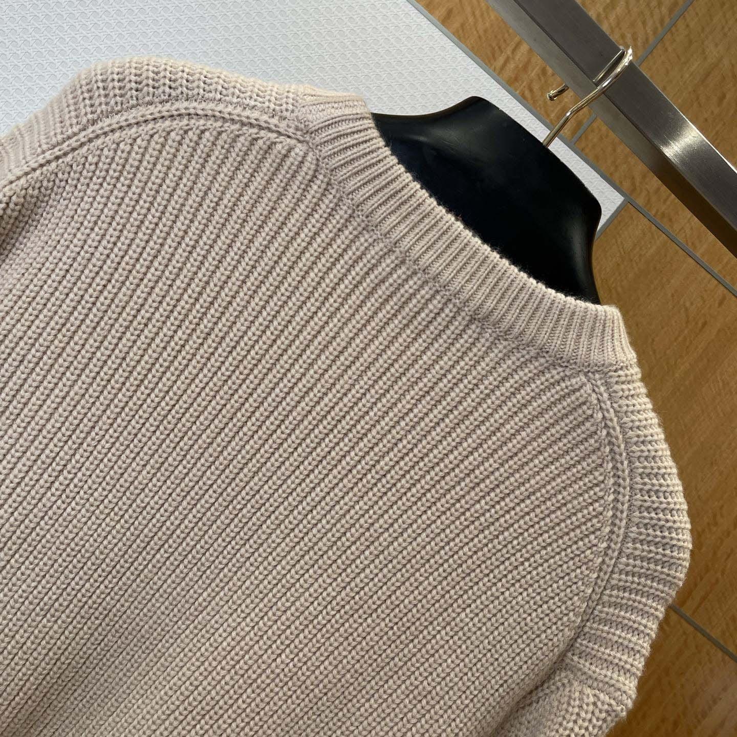 Louis Vuitton Graphic Knitted Crewneck   1AJBVT - FashionPlug