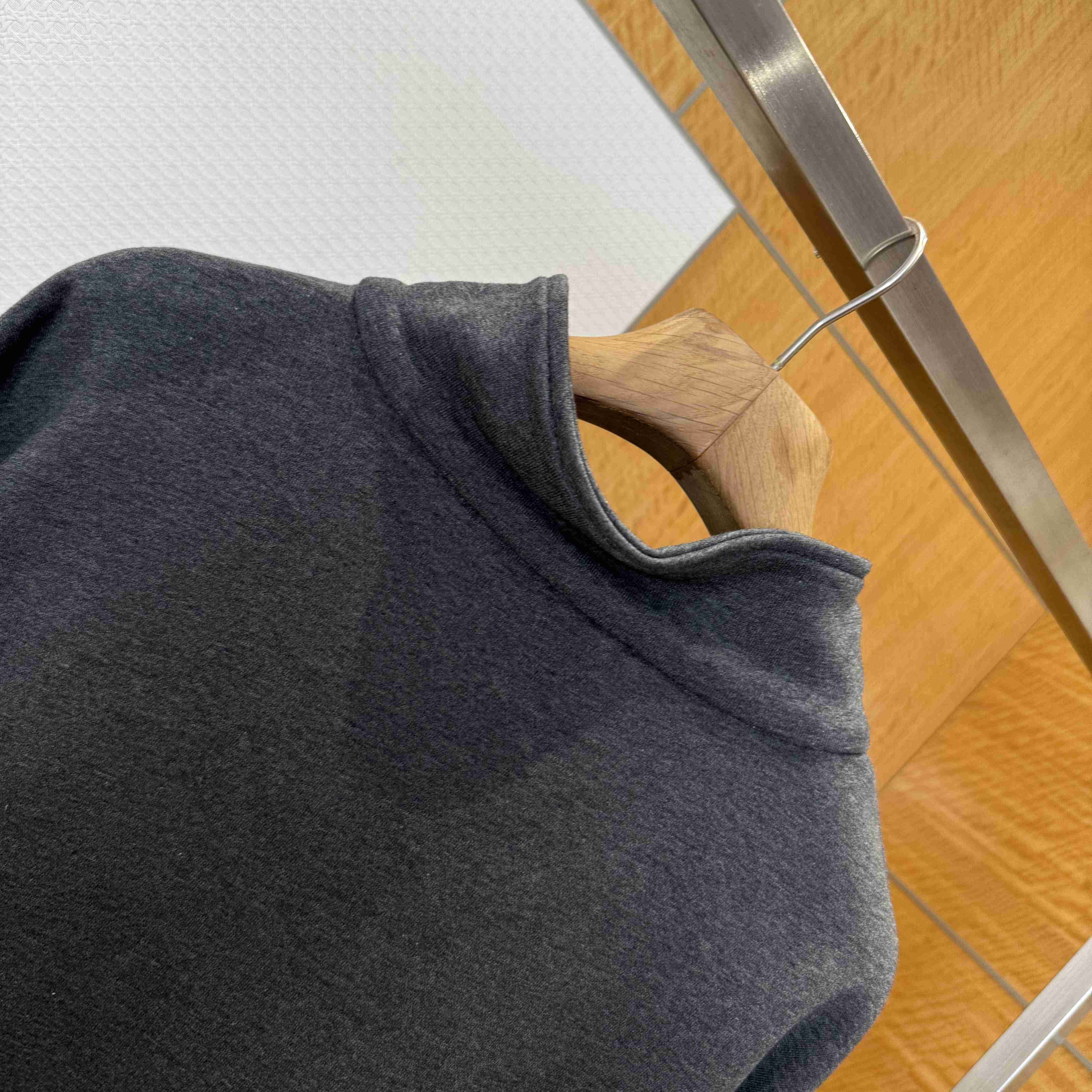 Dior CD Icon Half-Zip Sweatshirt  - FashionPlug