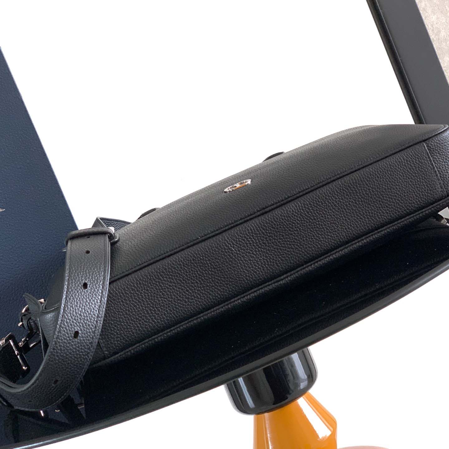 Dior CD Icon A5 Triangle Pouch  - FashionPlug