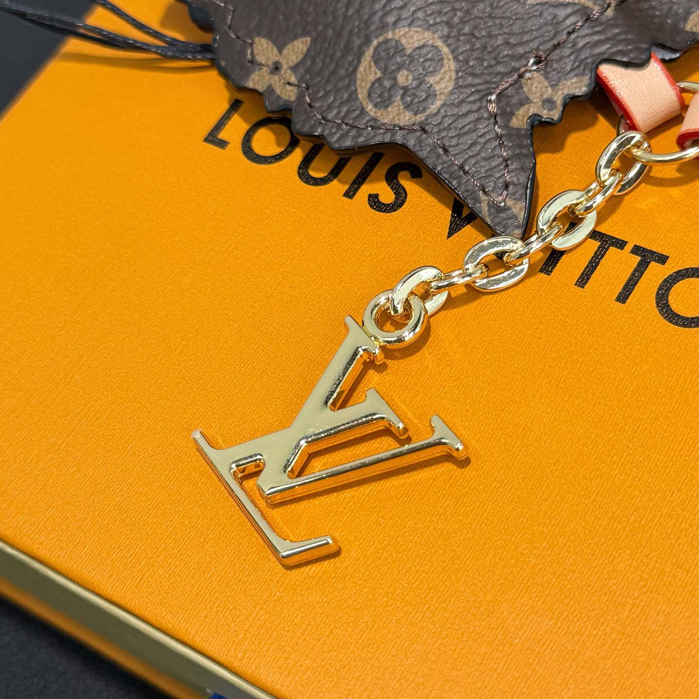 Louis Vuitton LV Cat Bag Charm   M02944   - FashionPlug