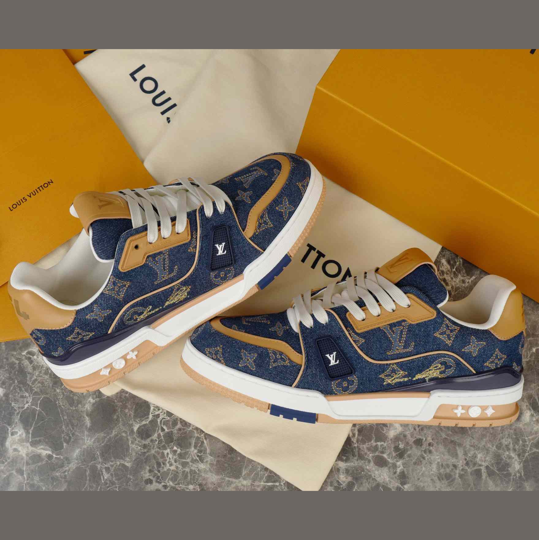 Louis Vuitton LV Trainer Sneaker   1AJ354 - FashionPlug