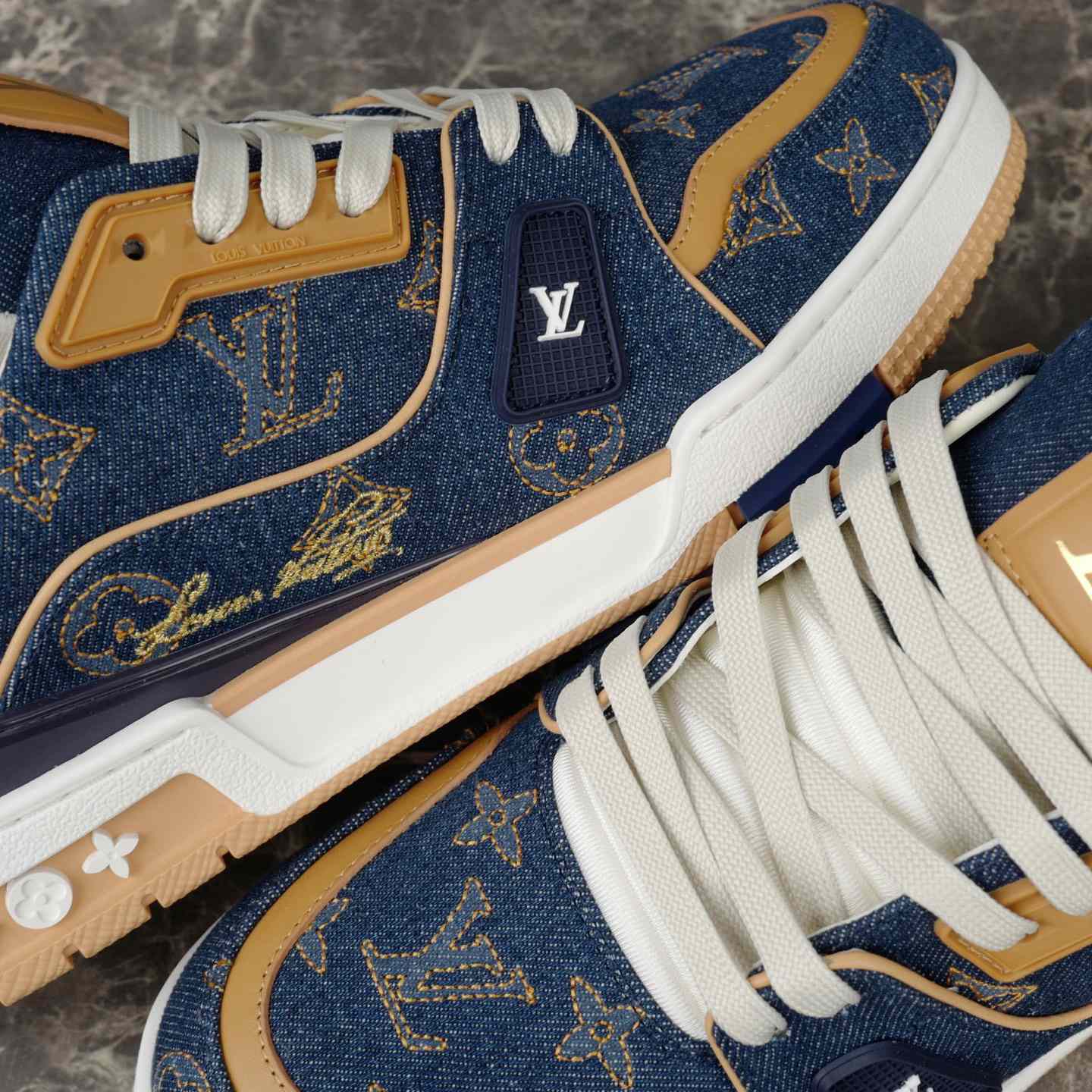 Louis Vuitton LV Trainer Sneaker   1AJ354 - FashionPlug