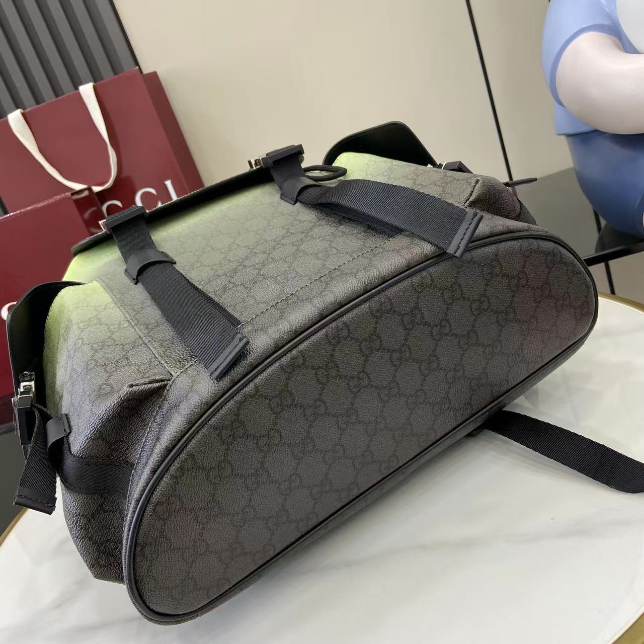 Gucci Chroma Large Backpack - FashionPlug