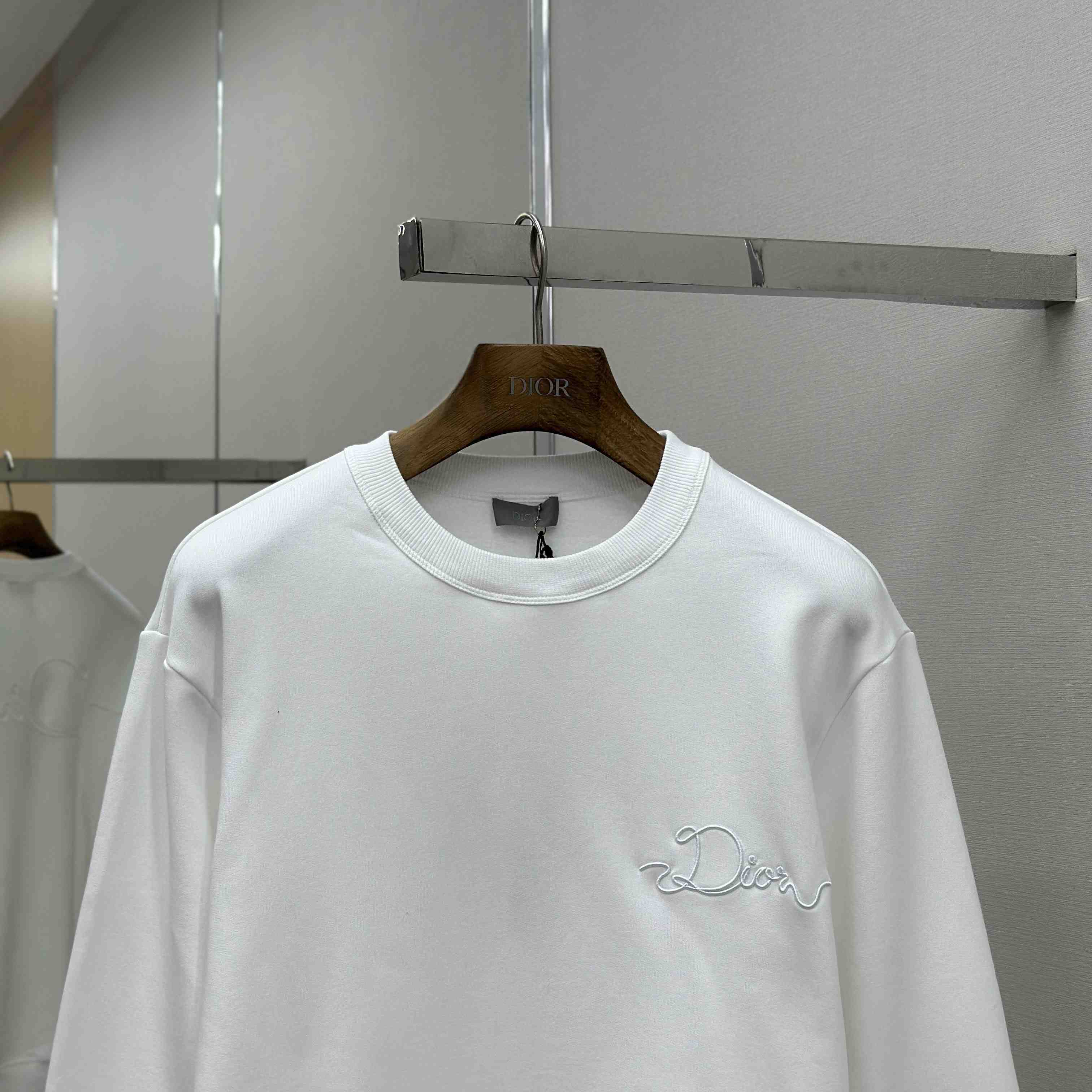 Dior Ribbon Sweatshirt - FashionPlug