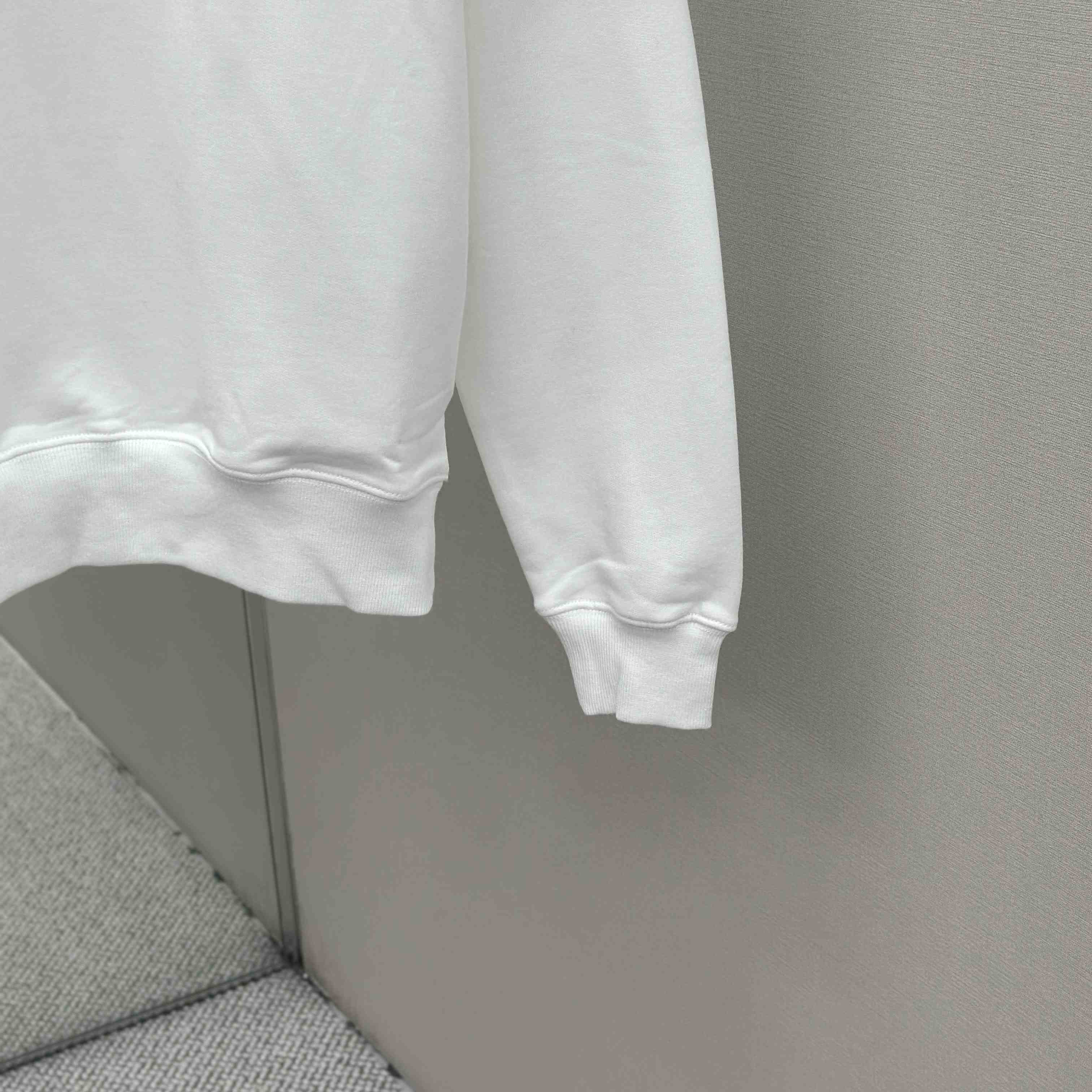 Dior Ribbon Sweatshirt - FashionPlug