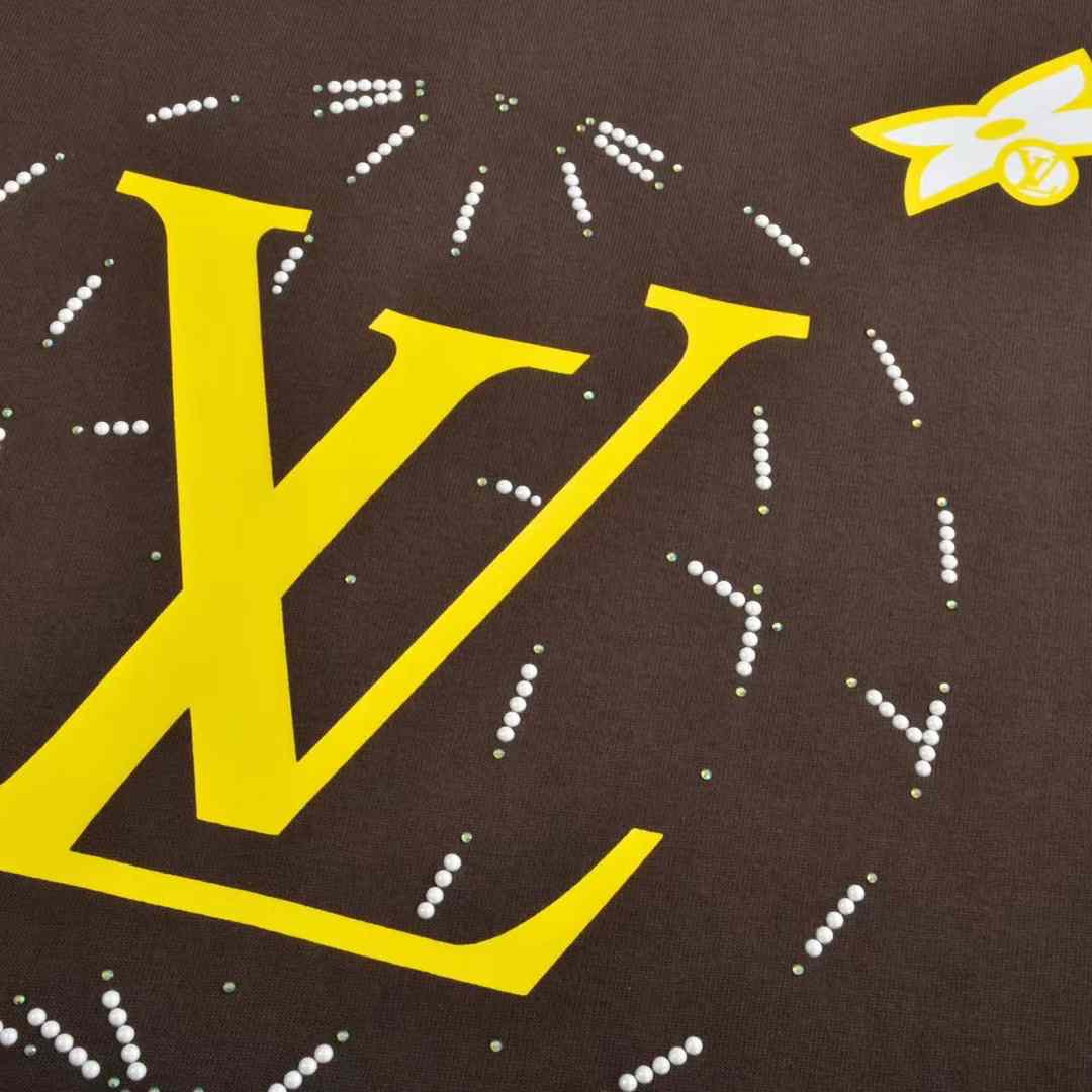 Louis Vuitton Washed Embellished Cotton T-Shirt   1AHCL3 - FashionPlug