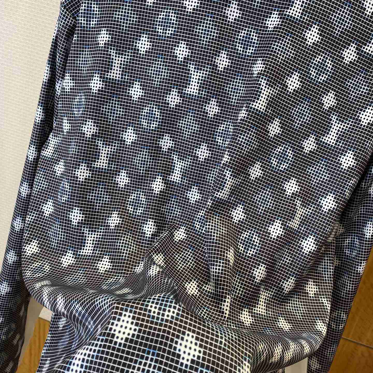 Louis Vuitton Monogram Technical Long-Sleeved T-Shirt   1AJCDC - FashionPlug