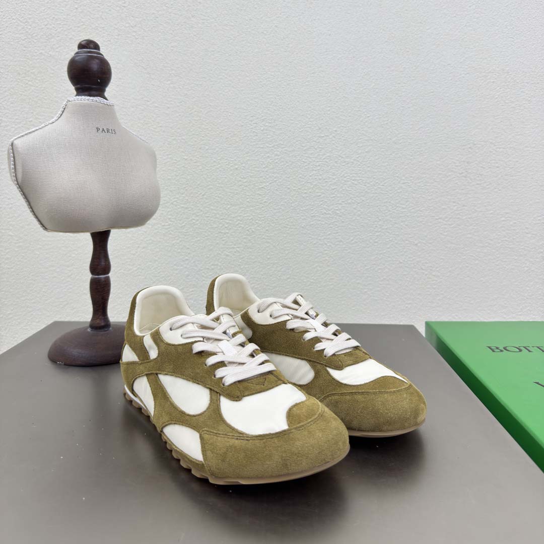 Bottega Veneta Orbit Flash Sneaker - FashionPlug