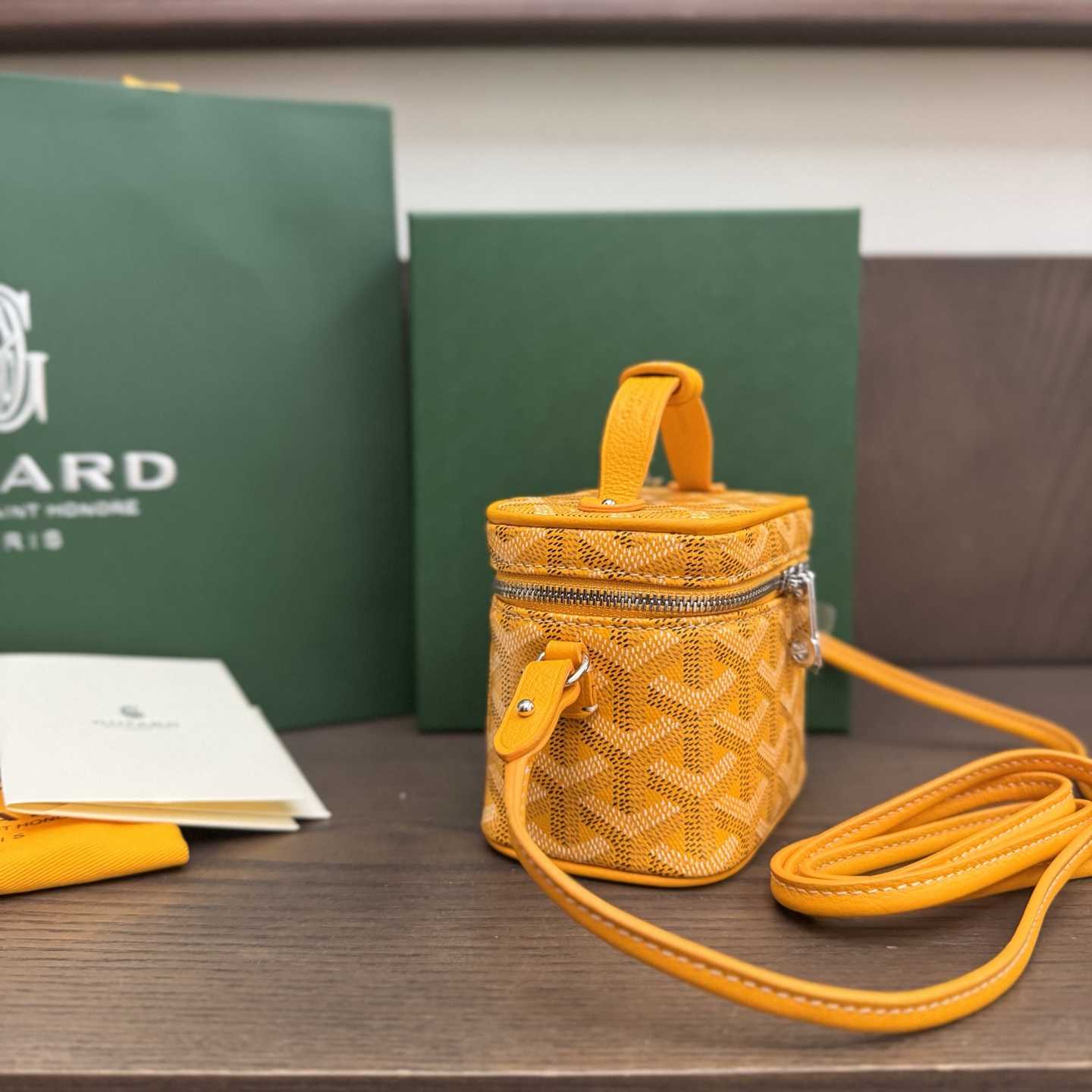 Goyard Muse Nano Vanity - FashionPlug