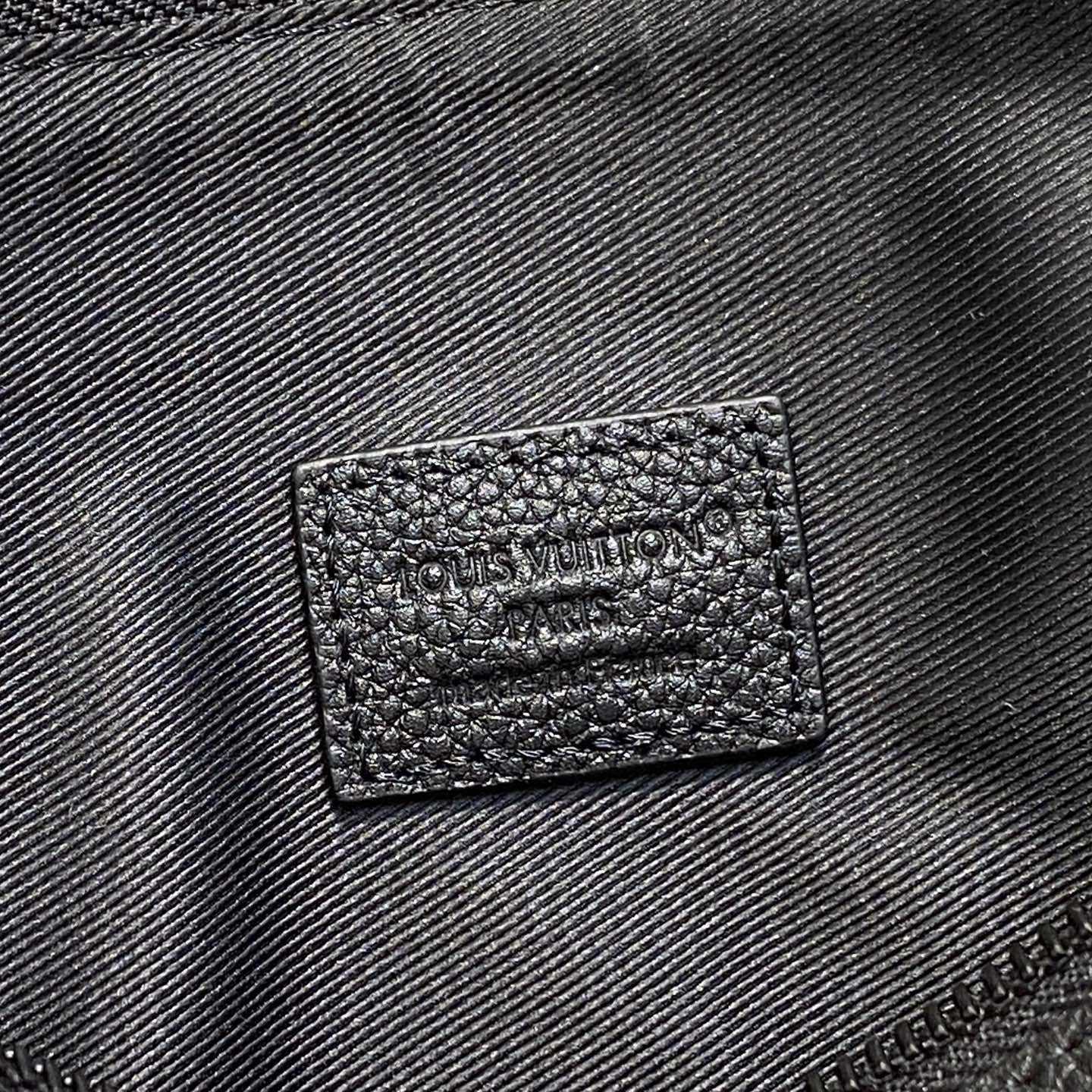 Louis Vuitton Takeoff Pouch LV Aerogram   M25955 - FashionPlug