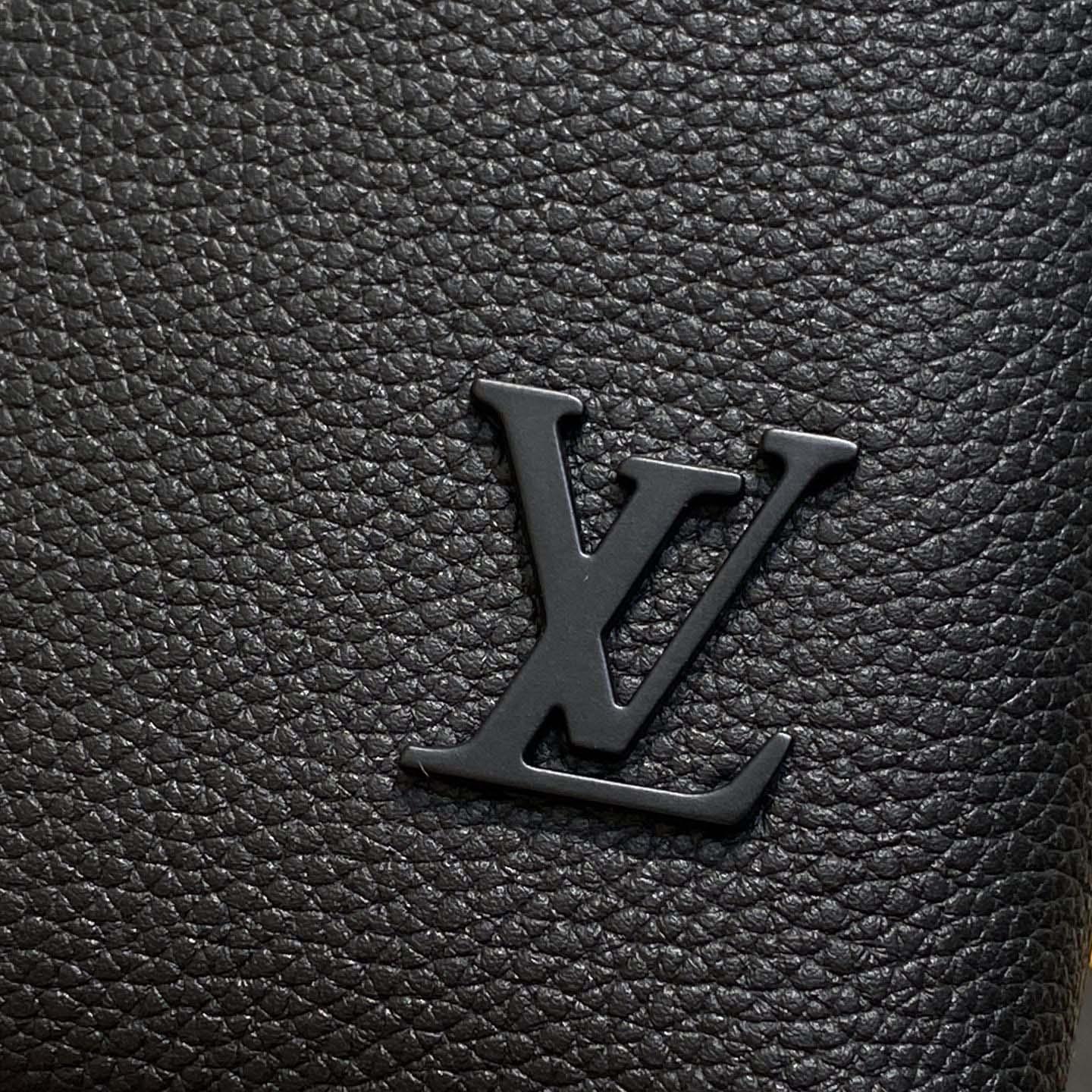 Louis Vuitton Takeoff Pouch LV Aerogram   M25955 - FashionPlug