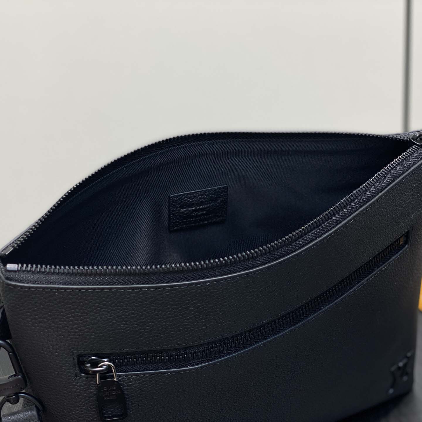 Louis Vuitton Takeoff Pouch LV Aerogram   M25955 - FashionPlug