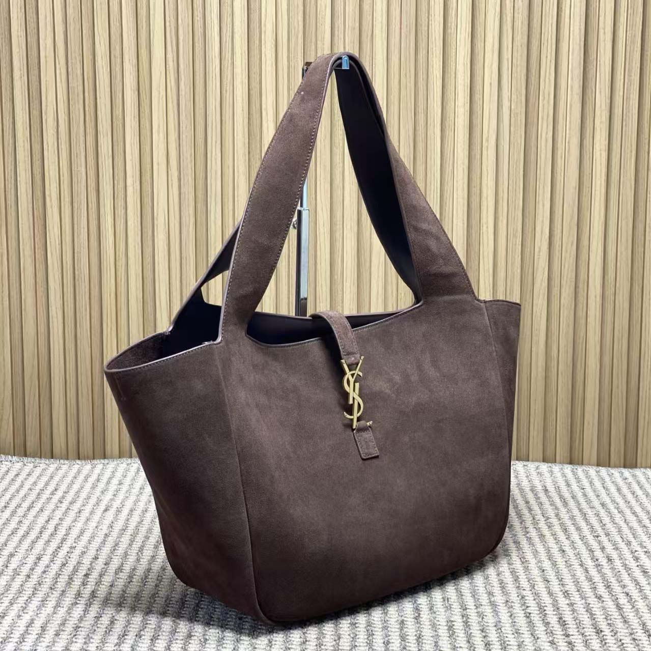 Saint Laurent LE 5 À 7 Bea In Suede - FashionPlug