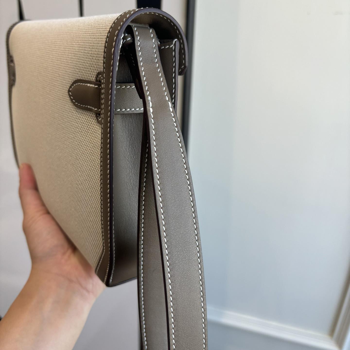 Hermes Kelly Depeches 25 Pouch - FashionPlug