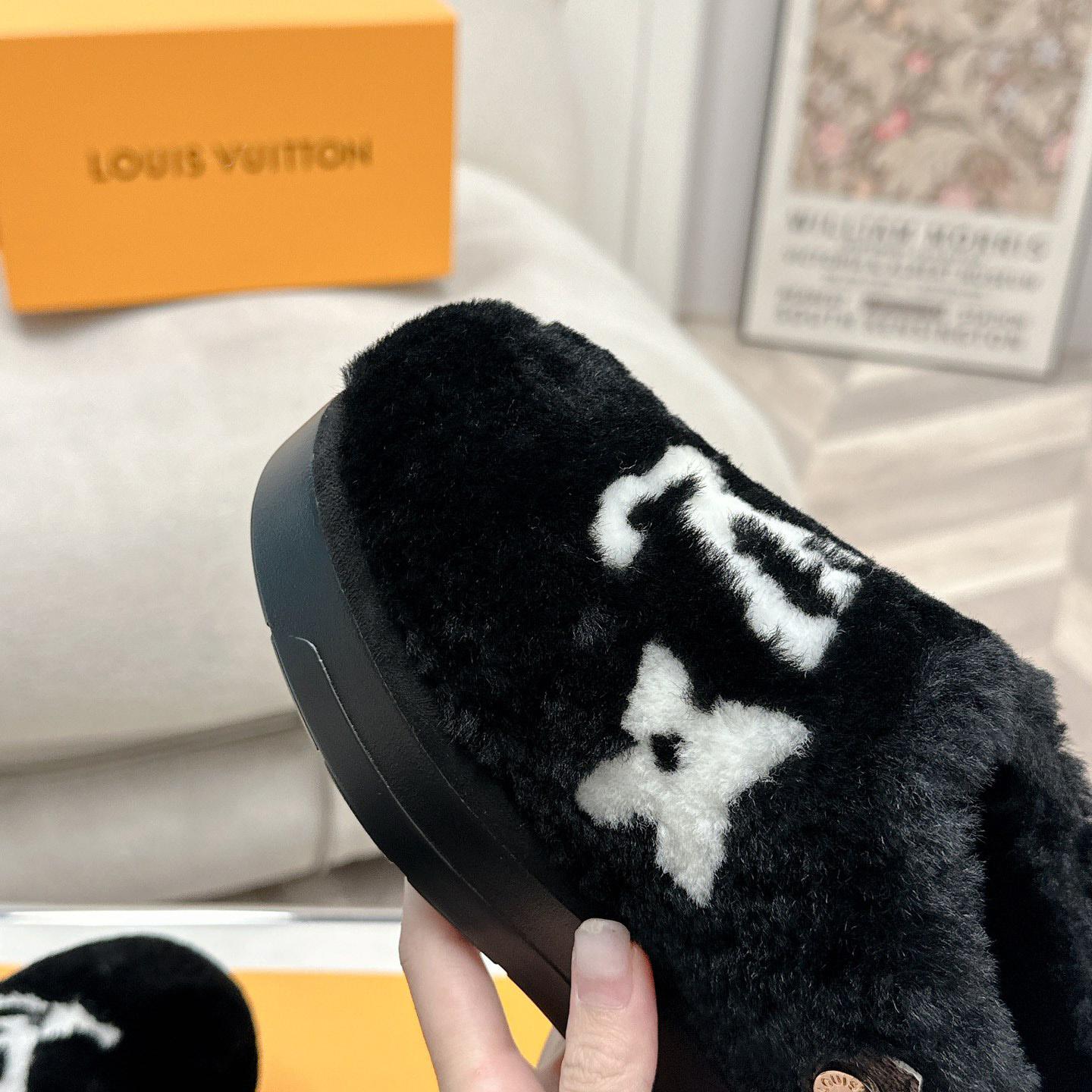 Louis Vuitton Aspen Platform Closed Mule  - FashionPlug