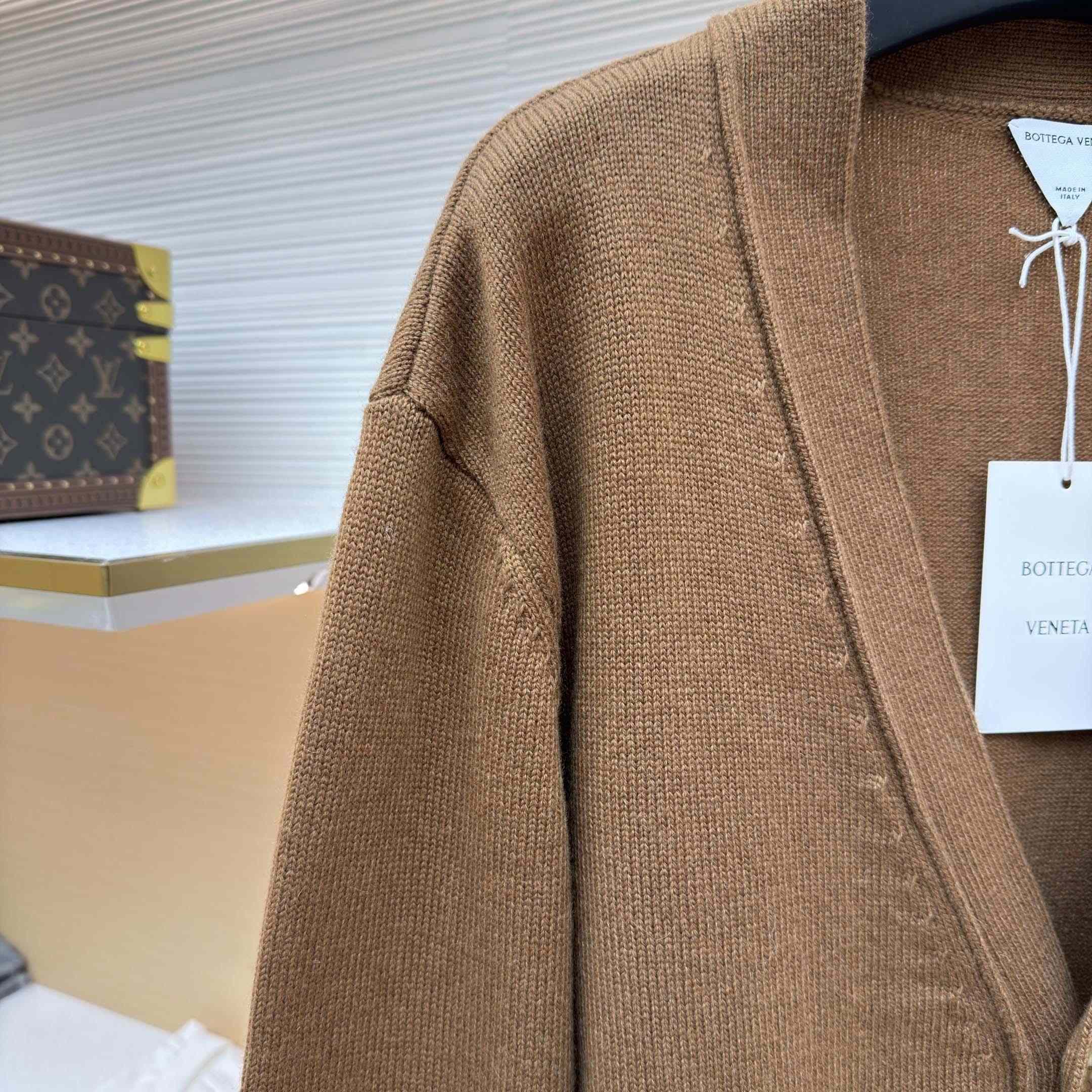 Bottega Veneta Cashmere Cardigan - FashionPlug