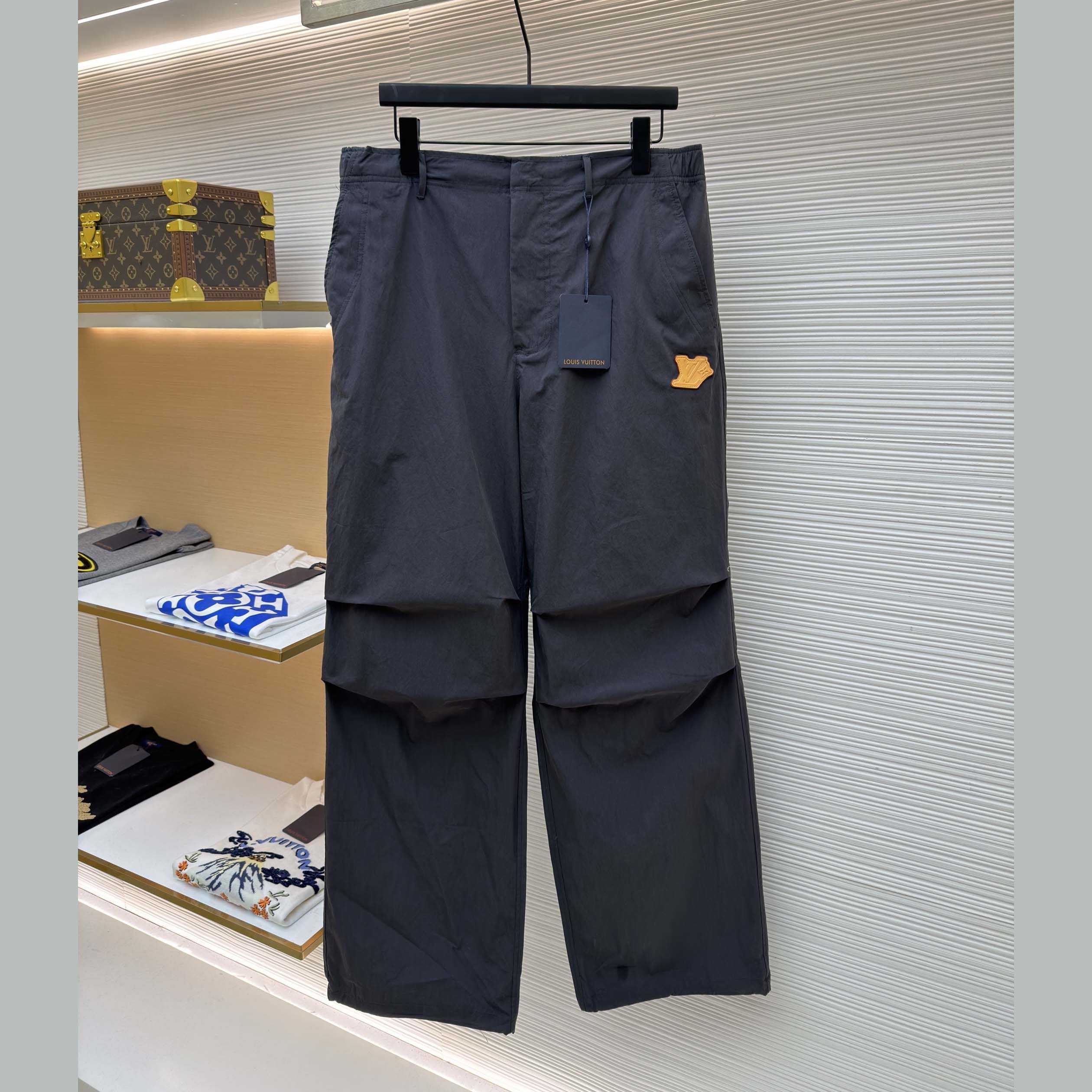 Louis Vuitton Casual Outdoor Pants - FashionPlug