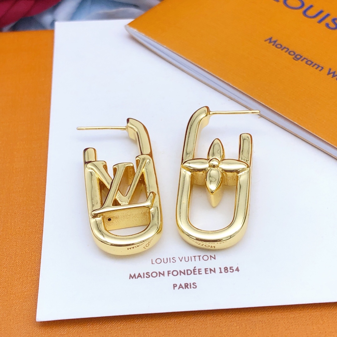 Louis Vuitton My LV Chain Earrings S00 - FashionPlug