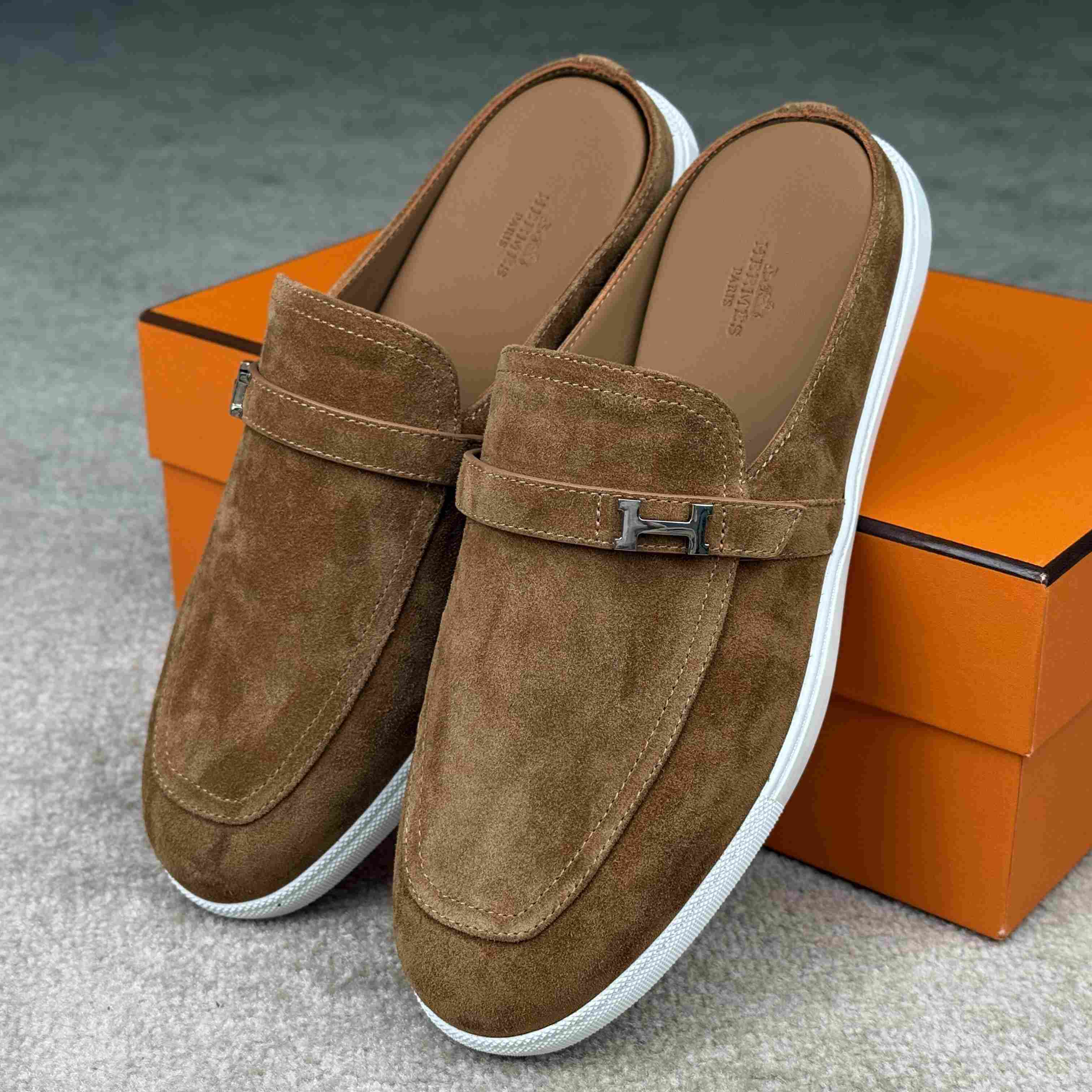 Hermes Likely Mule  - FashionPlug