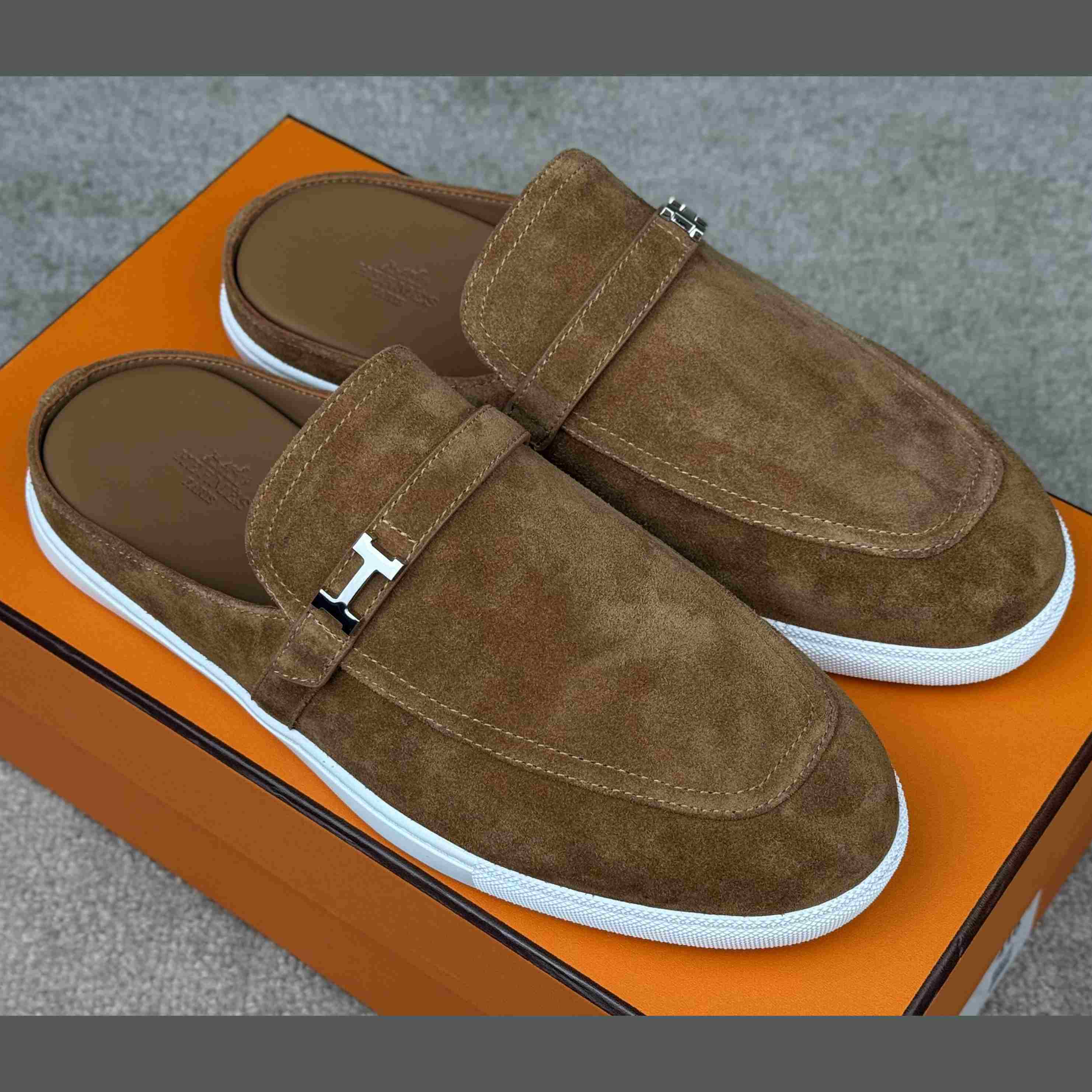 Hermes Likely Mule  - FashionPlug