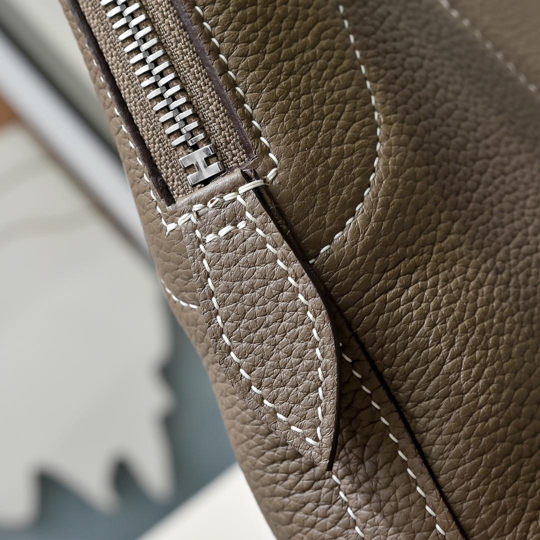 Hermès Bolide Messenger Bag - FashionPlug