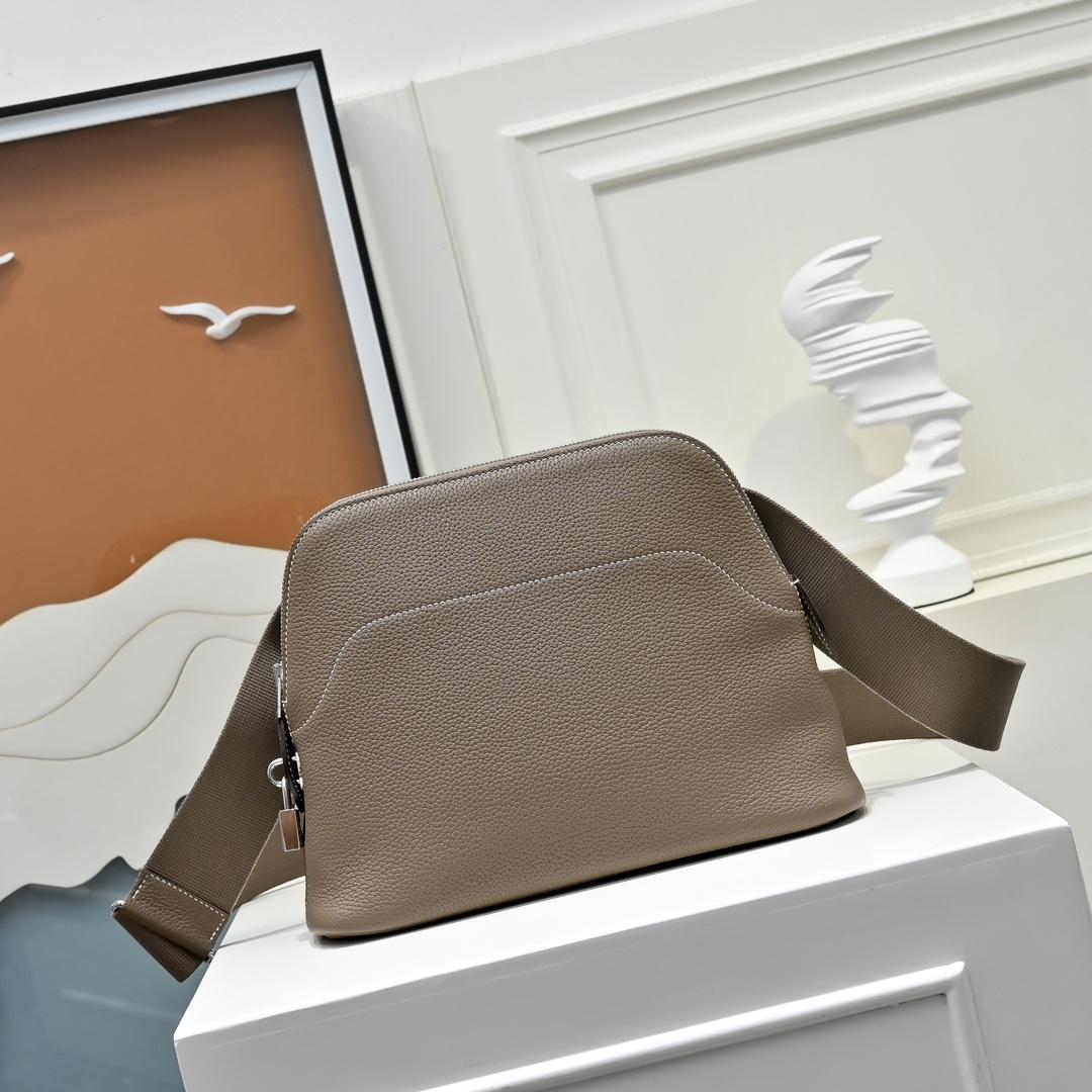 Hermès Bolide Messenger Bag - FashionPlug