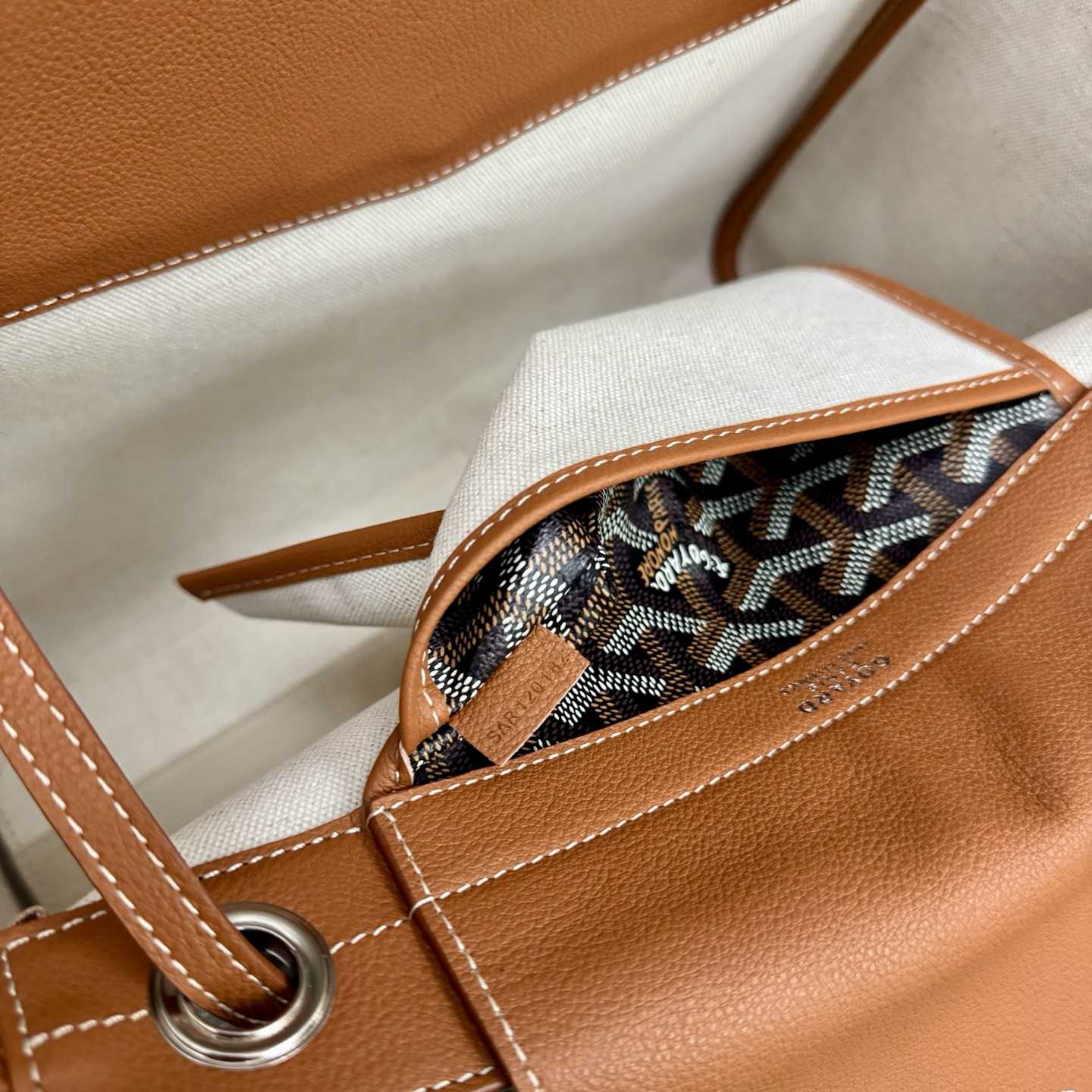 Goyard Rouette Souple Bag - FashionPlug