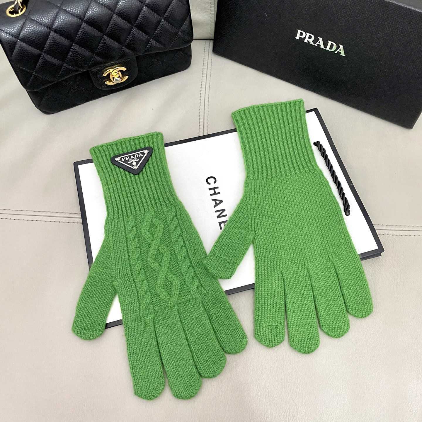 Prada Gloves - FashionPlug