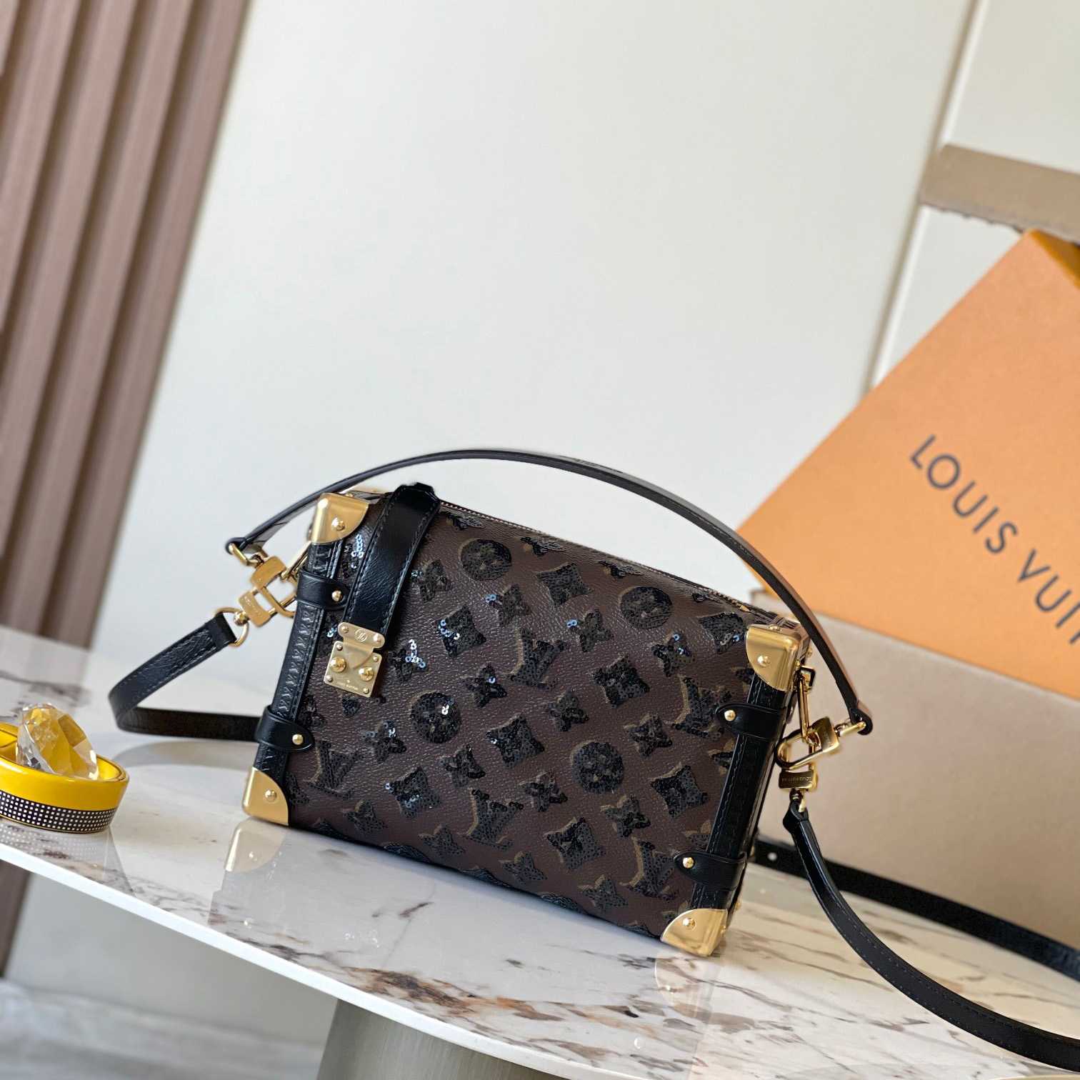 Louis Vuitton Side Trunk MM   M27036 - FashionPlug