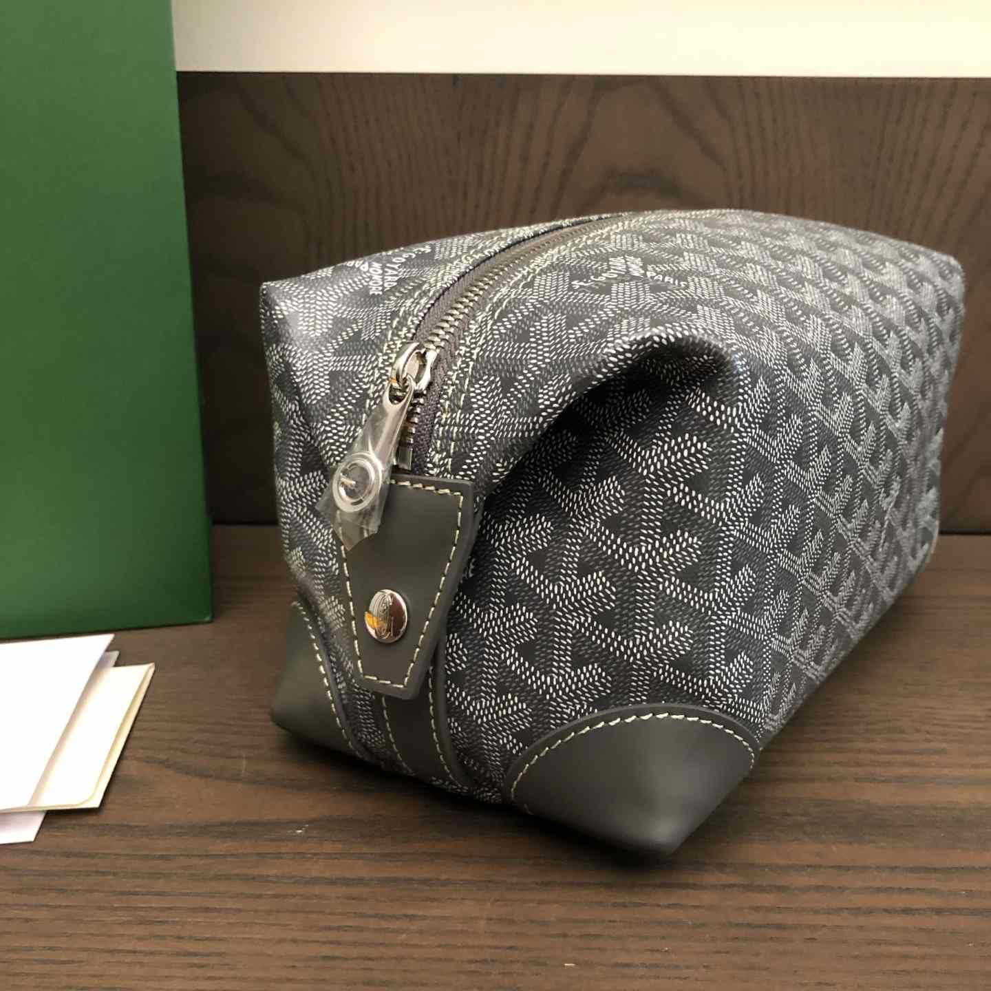 Goyard Bowling 25 Toiletry Bag - FashionPlug