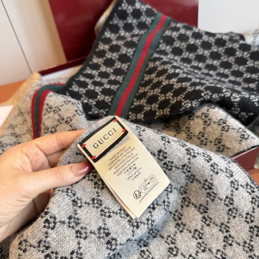 Gucci GG Supreme Scarf - FashionPlug
