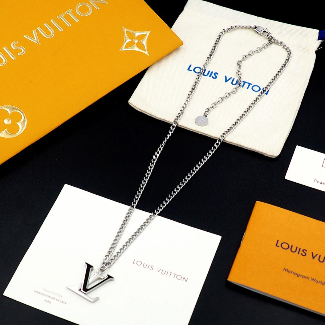 Louis Vuitton LV Spike Pendant - FashionPlug