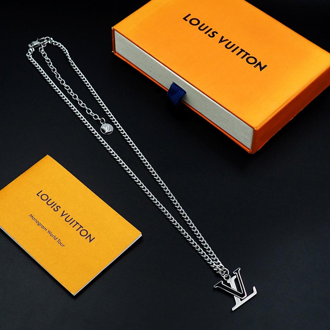Louis Vuitton LV Spike Pendant - FashionPlug