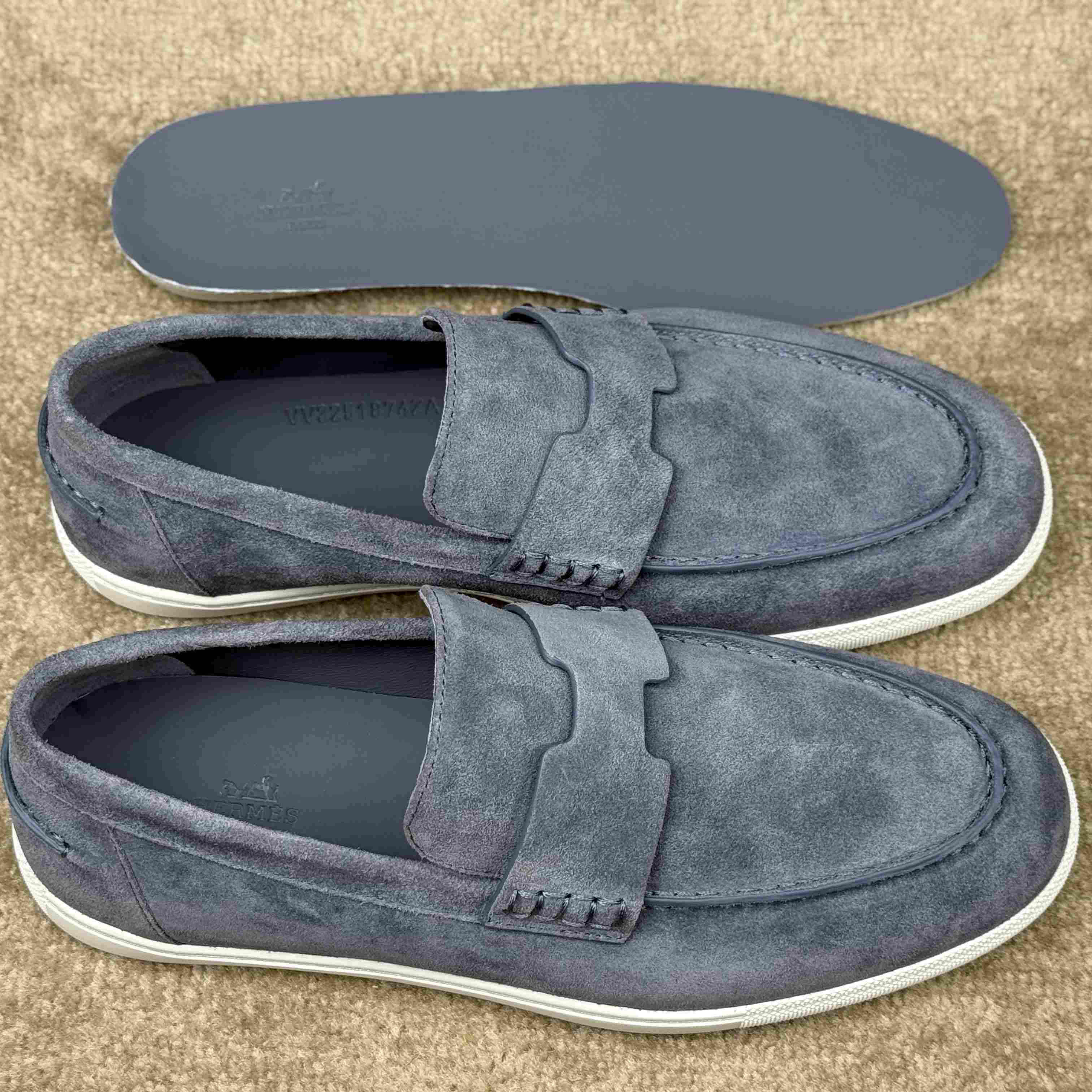 Hermes Job Loafer - FashionPlug