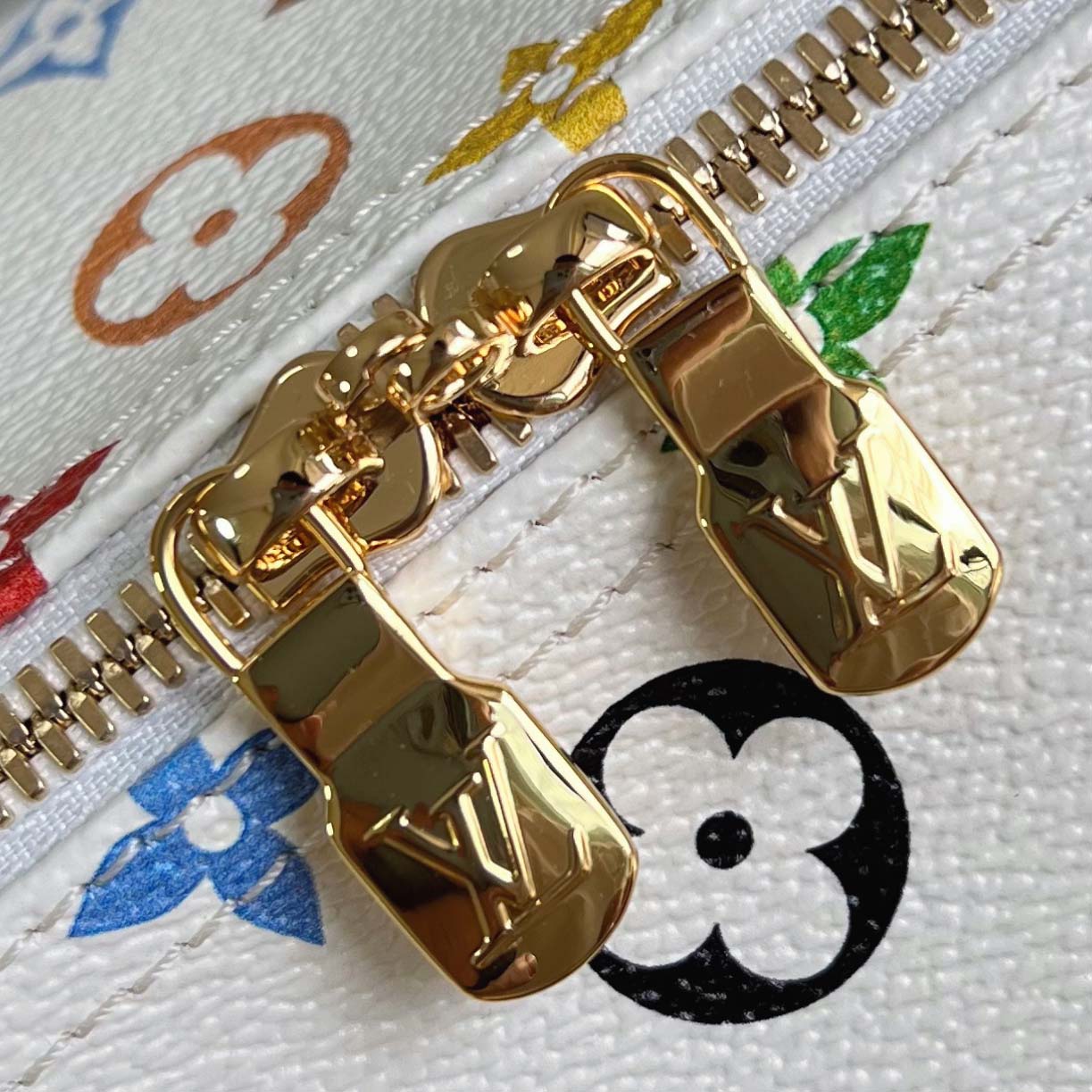 Louis Vuitton Speedy Soft 30     M27789  - FashionPlug