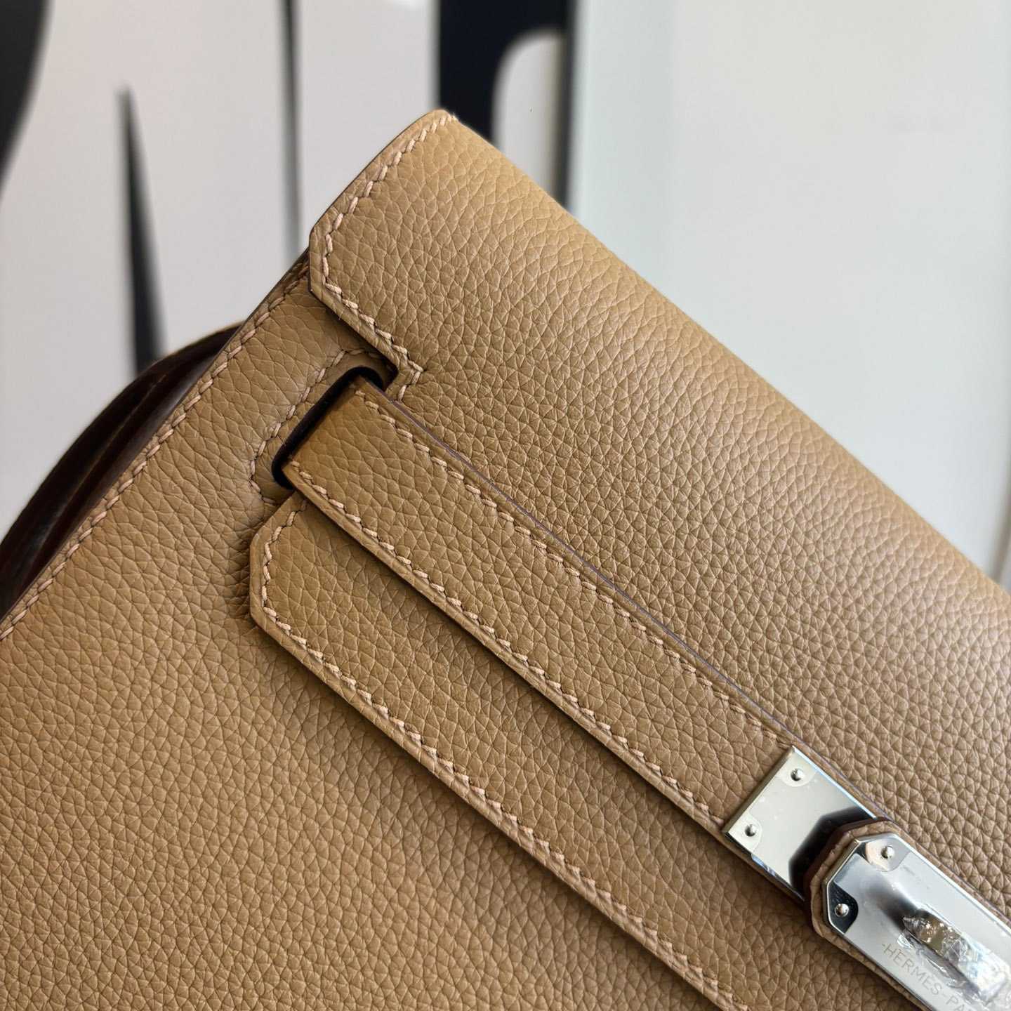 Hermes Kelly Depeches 25 Pouch - FashionPlug