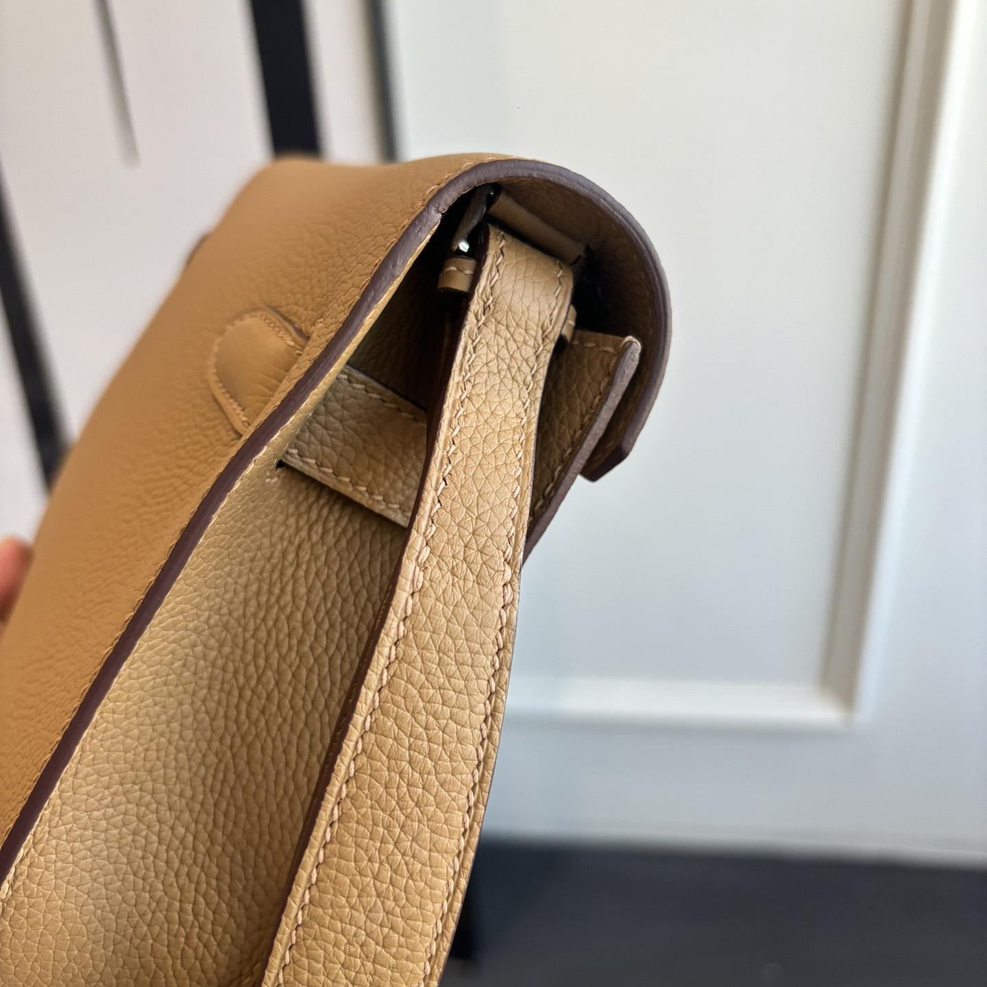 Hermes Kelly Depeches 25 Pouch - FashionPlug