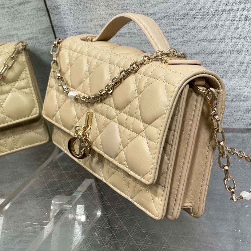 Dior My Dior Mini Bag  21*11*5cm - FashionPlug