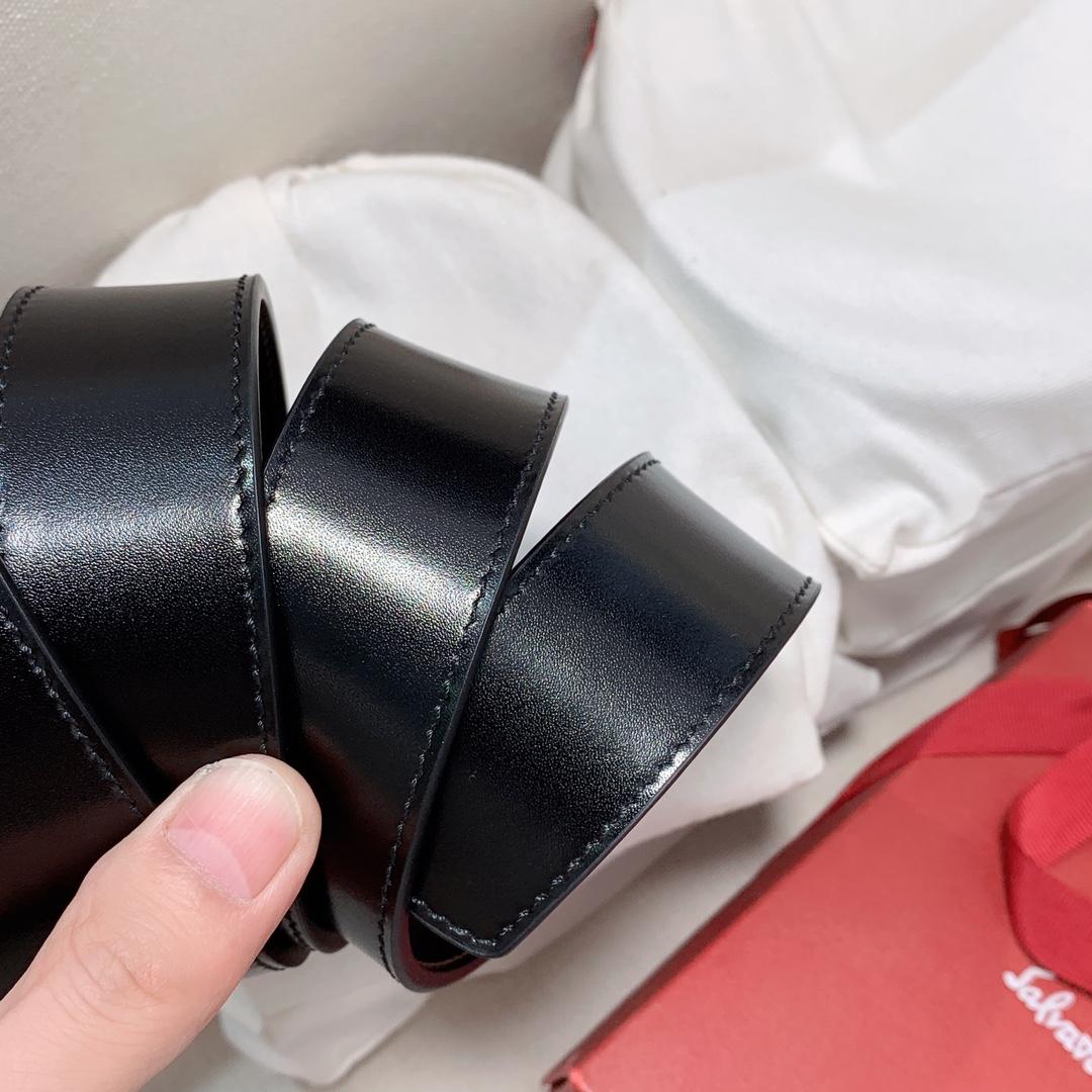 Ferragamo Leather Belt - FashionPlug