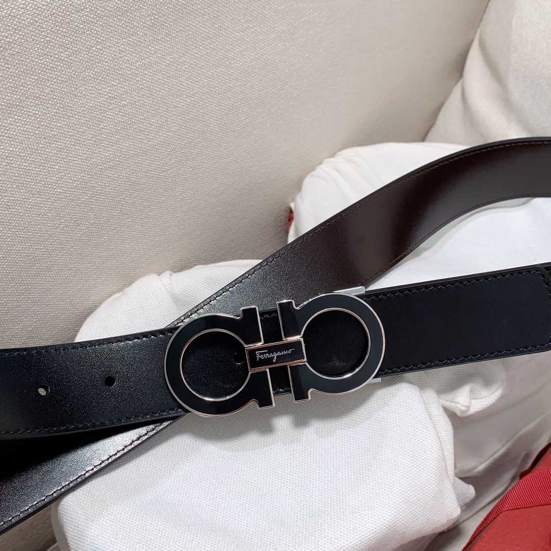 Ferragamo Leather Belt - FashionPlug