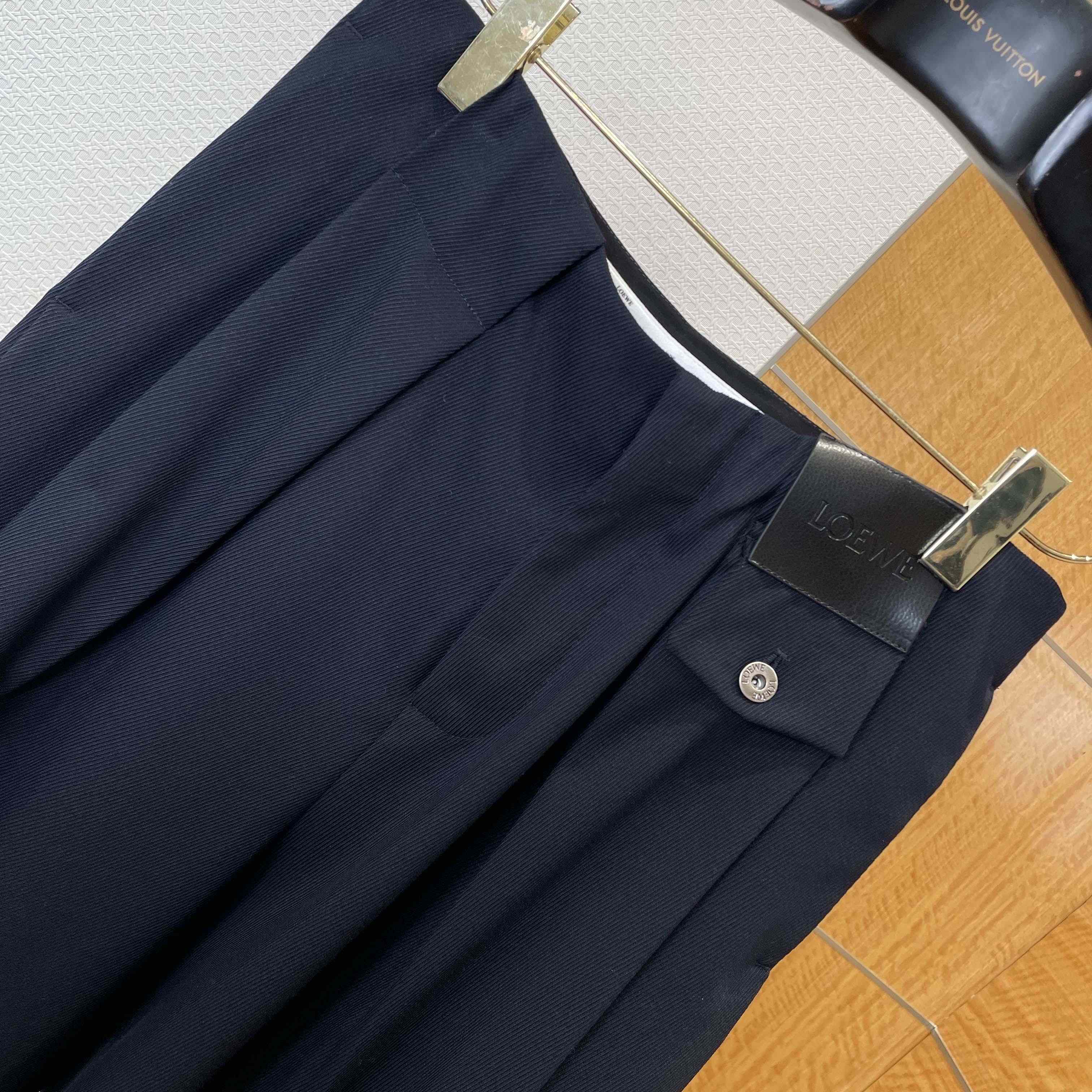 Loewe Trousers In Wool - FashionPlug