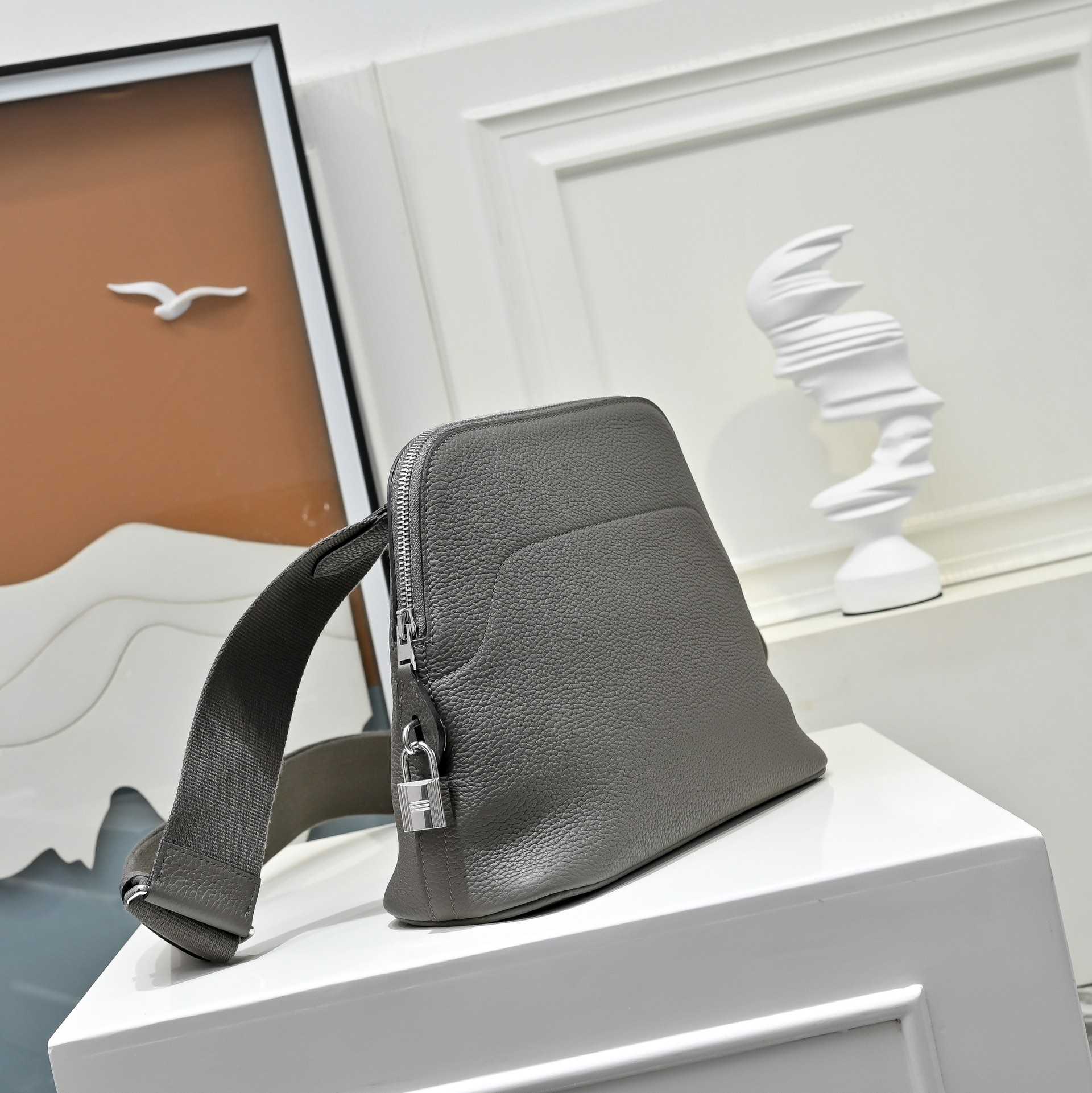 Hermès Bolide Messenger Bag - FashionPlug