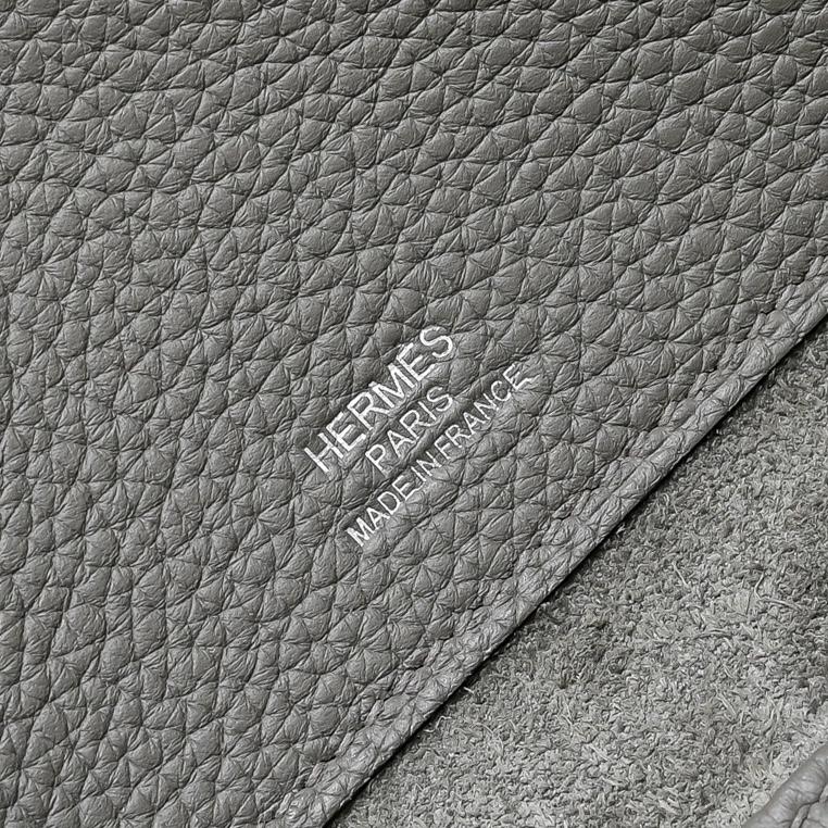 Hermès Bolide Messenger Bag - FashionPlug