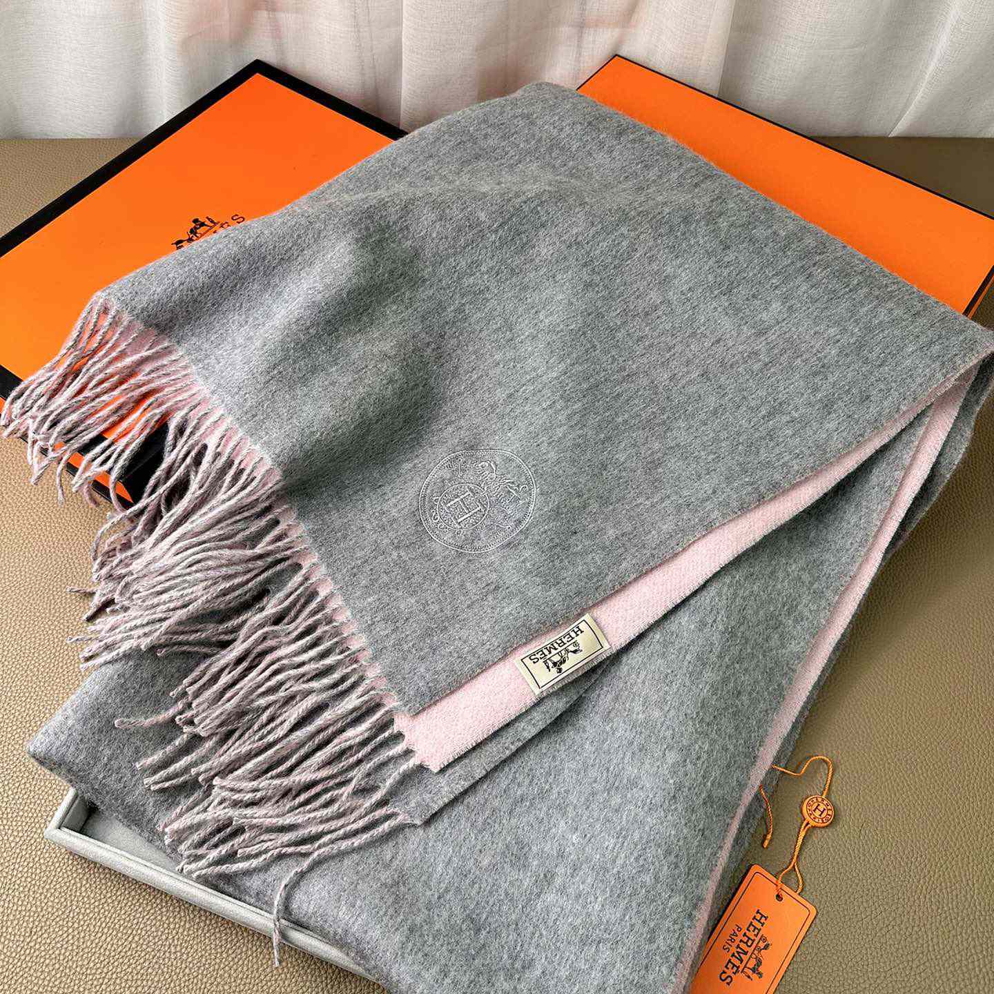 Hermès double-sided cashwool scarf - FashionPlug